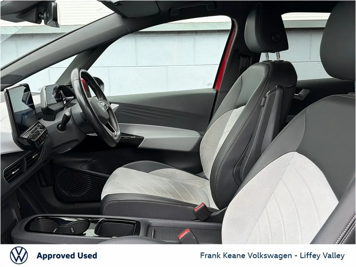 Volkswagen ID.3 58KWH LIFE DX 204HP *KINGS RED* *R - Image 4