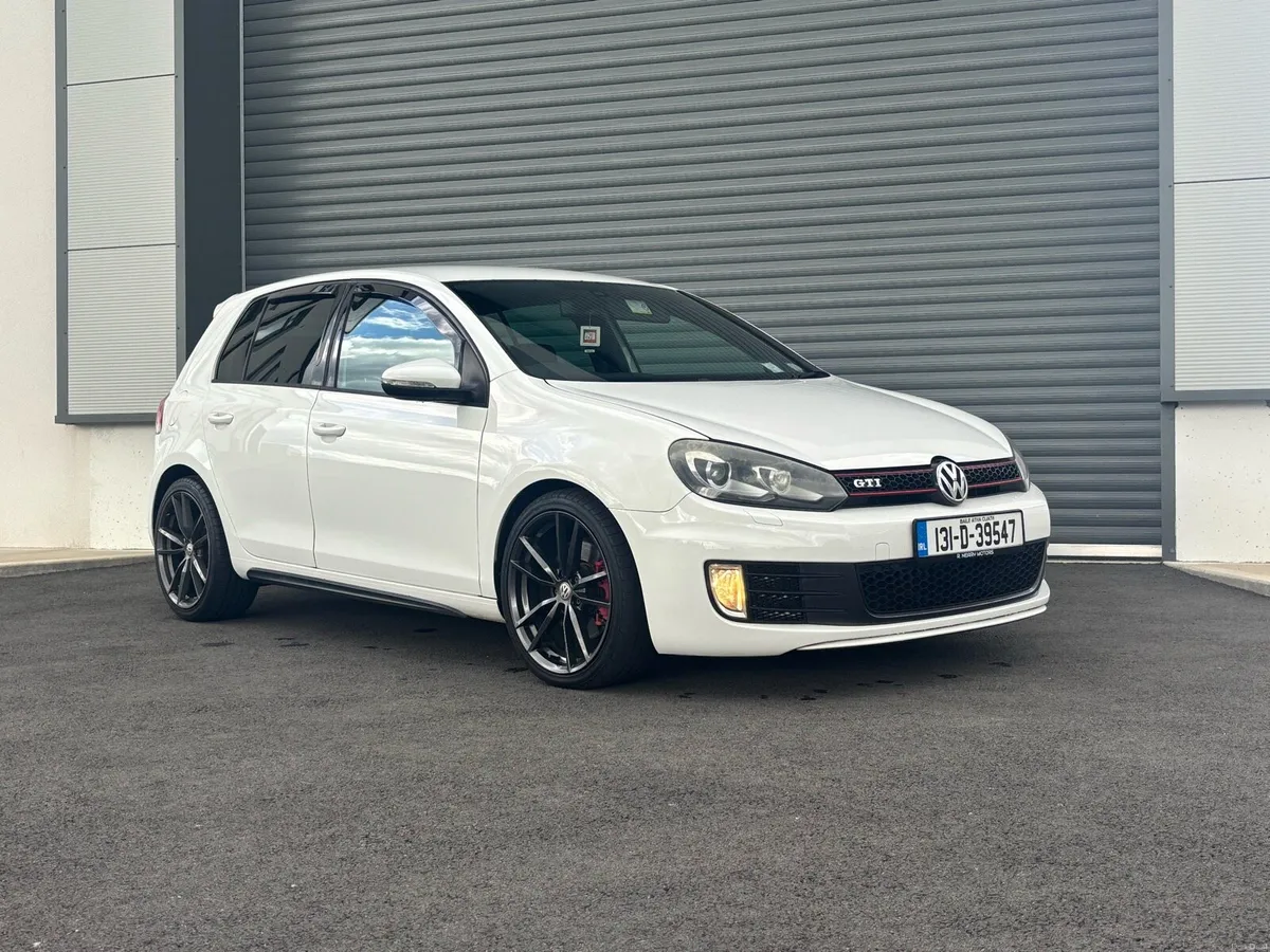 Golf gti - Image 2