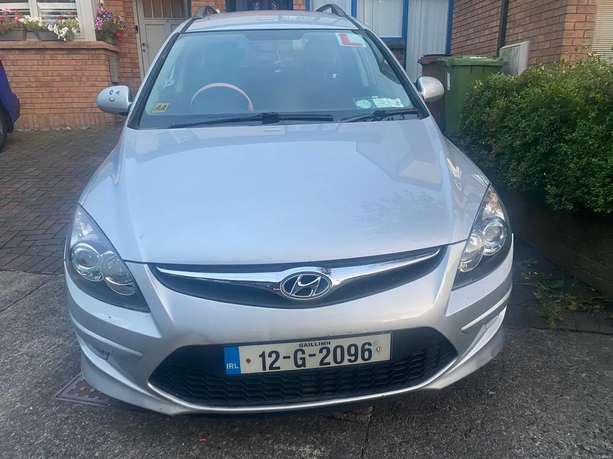 2012 Hyundai i30 1.6 diesel - Image 1