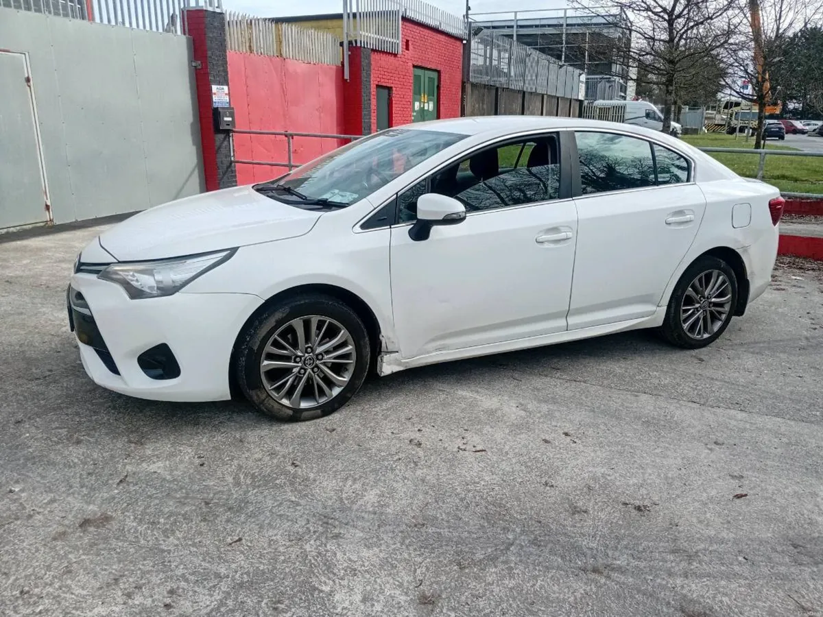 Toyota avensis 2016 with NCT low miles!! - Image 2