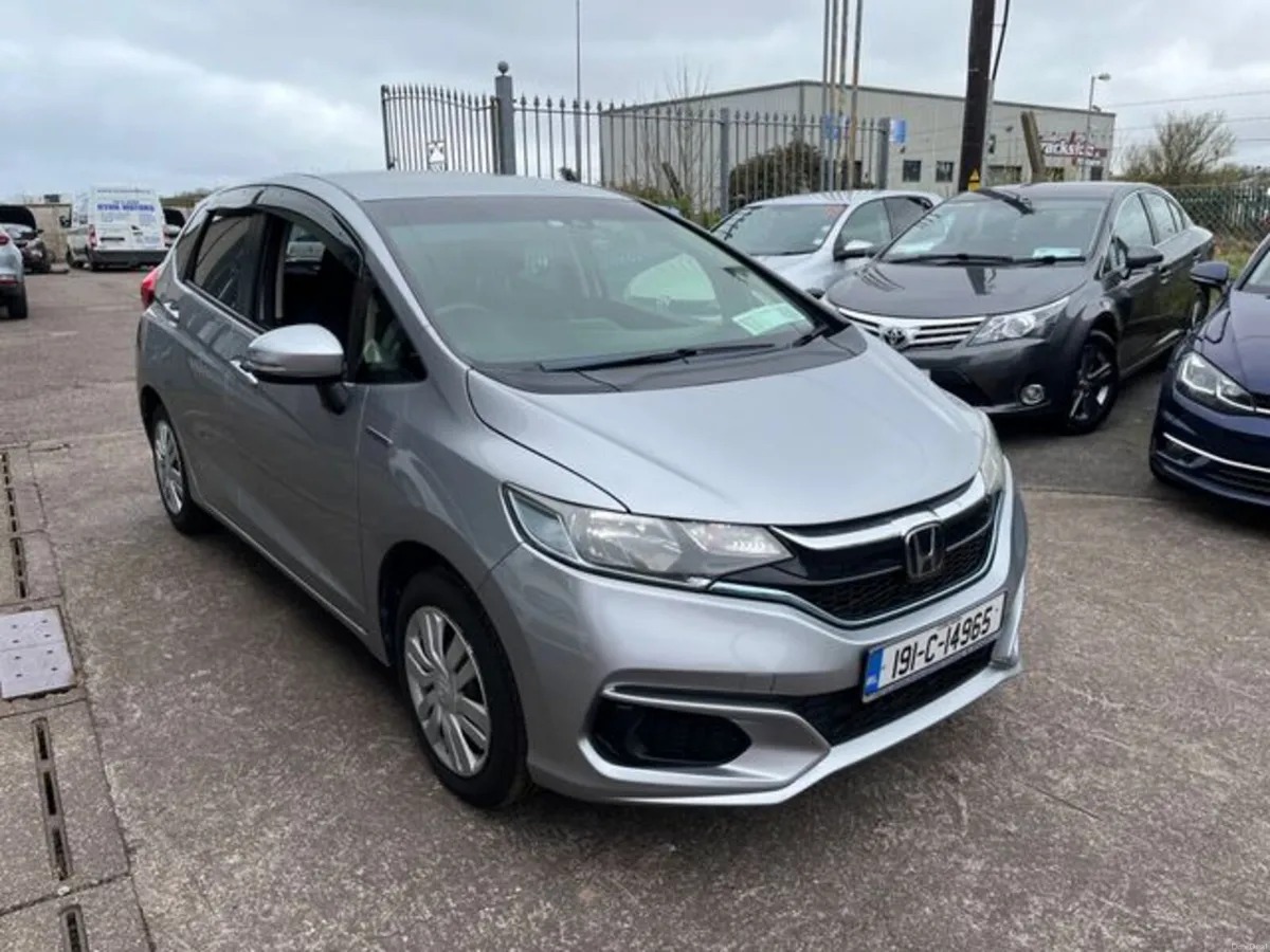 Honda Fit 1.5 hybrid automatic - Image 2