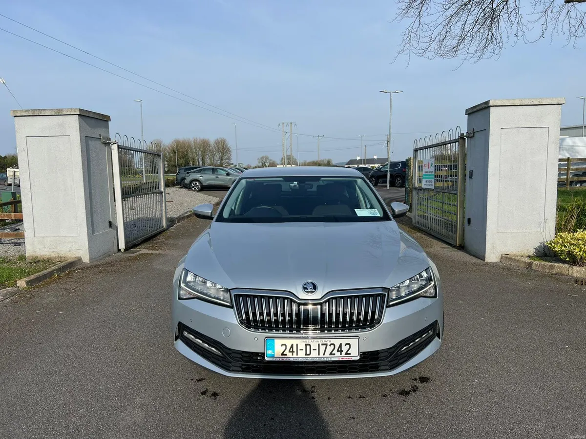Skoda Superb DSG 2024 - Image 2