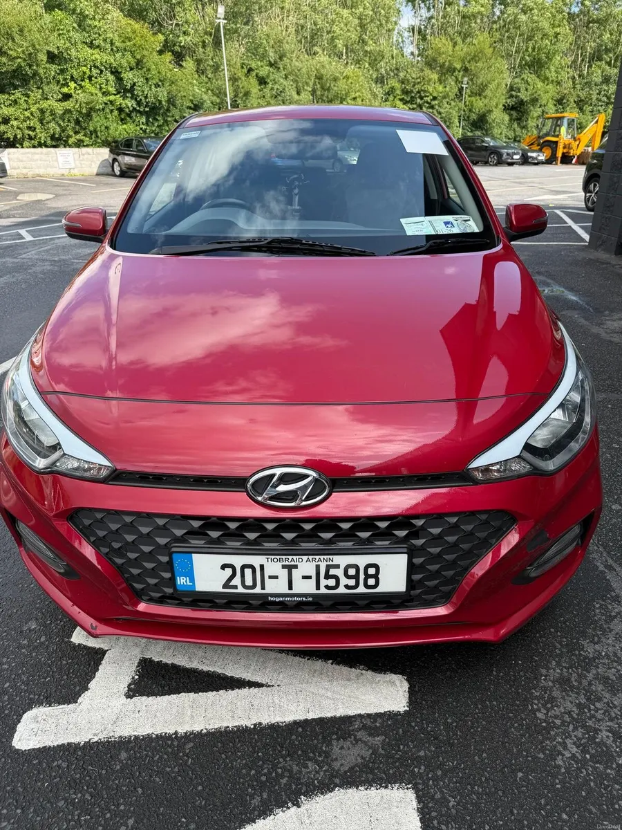 Hyundai i20 - Image 1