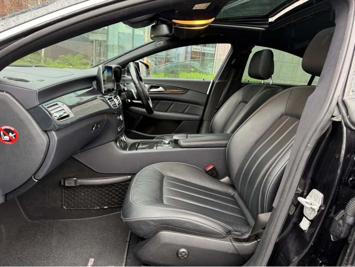 Mercedes-Benz CLS 350d AMG Premium Plus - Image 4