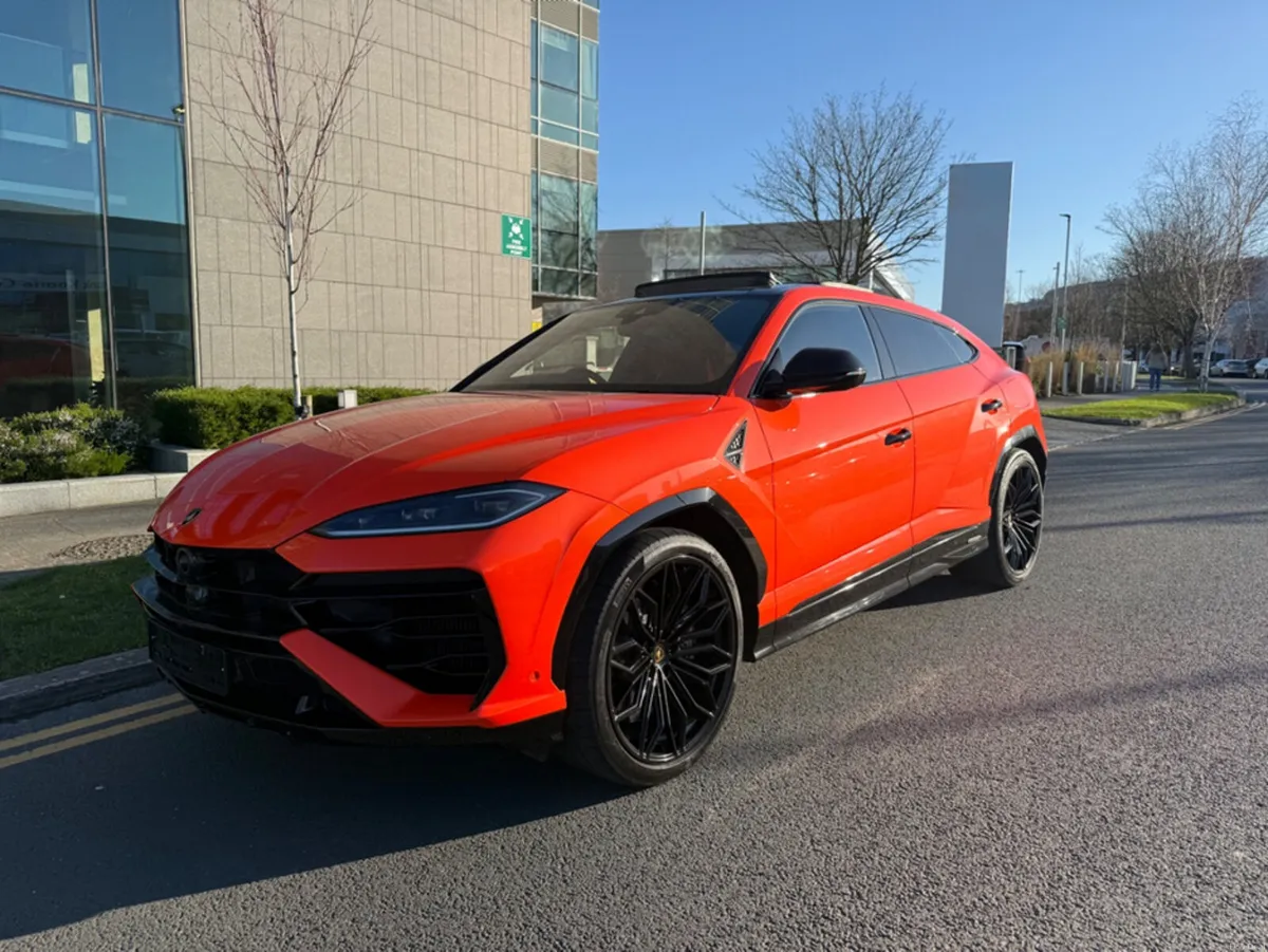 Lamborghini Urus SE 4.0 V8 Hybrid - Very High Spec - Image 4