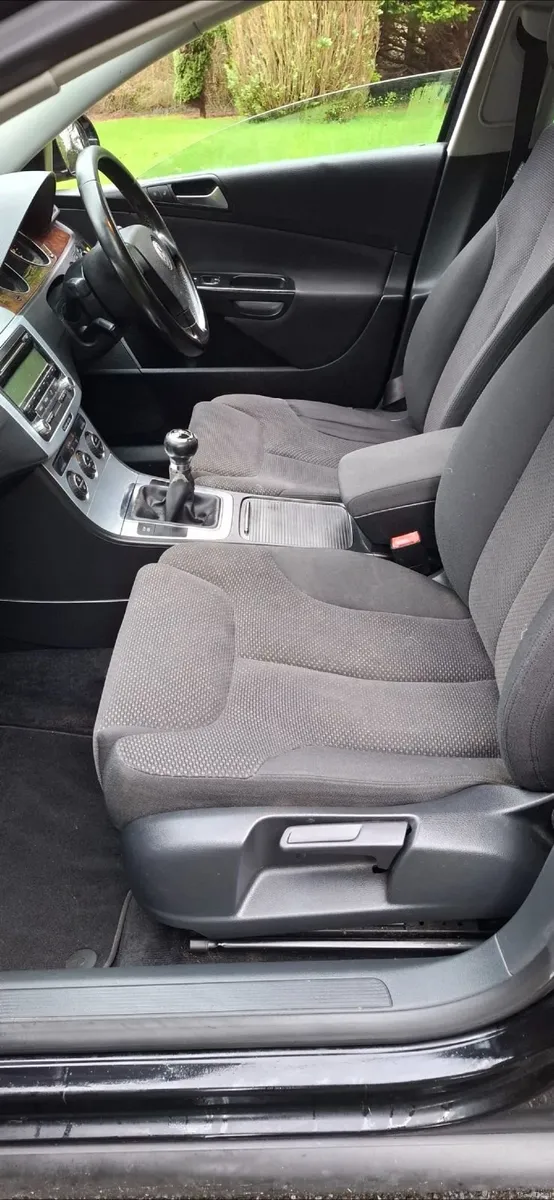 09. VW Passat, 2lt Diesel,   NEW NCT 4/27 - Image 3