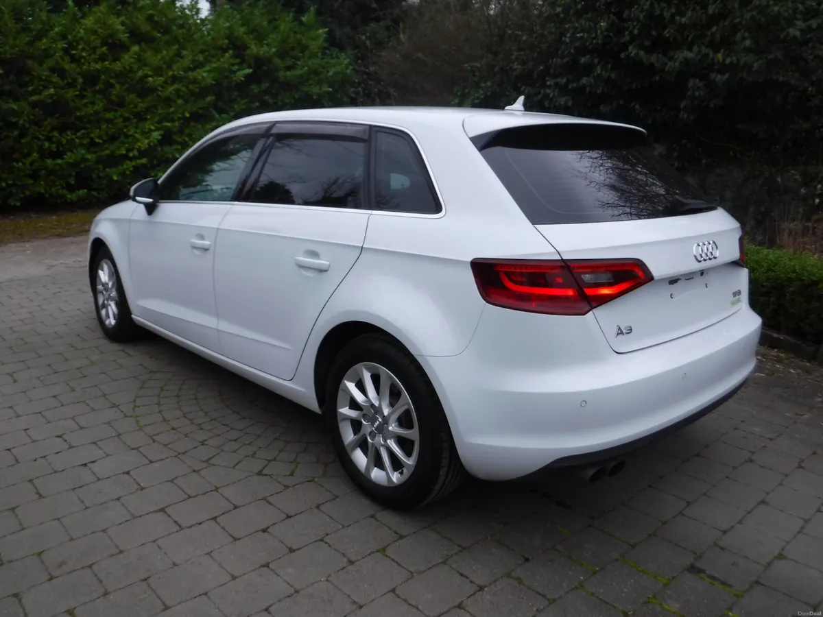 AUDI A3 1.4TFSI AUTO SPORTBACK LOW MILEAGE - Image 4