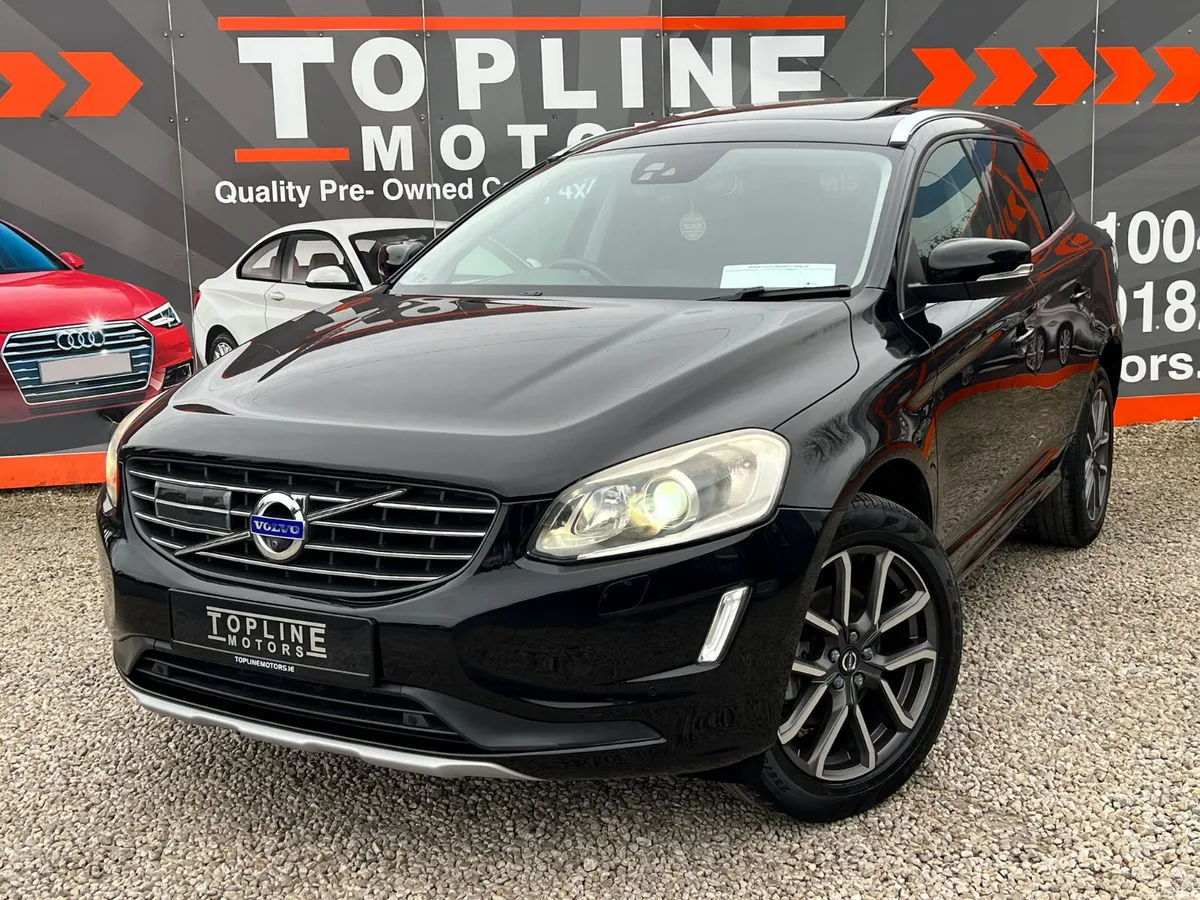 ///R-DESIGN//SUNROOF//FULL LEATHER//LIKE NEW// - Image 2