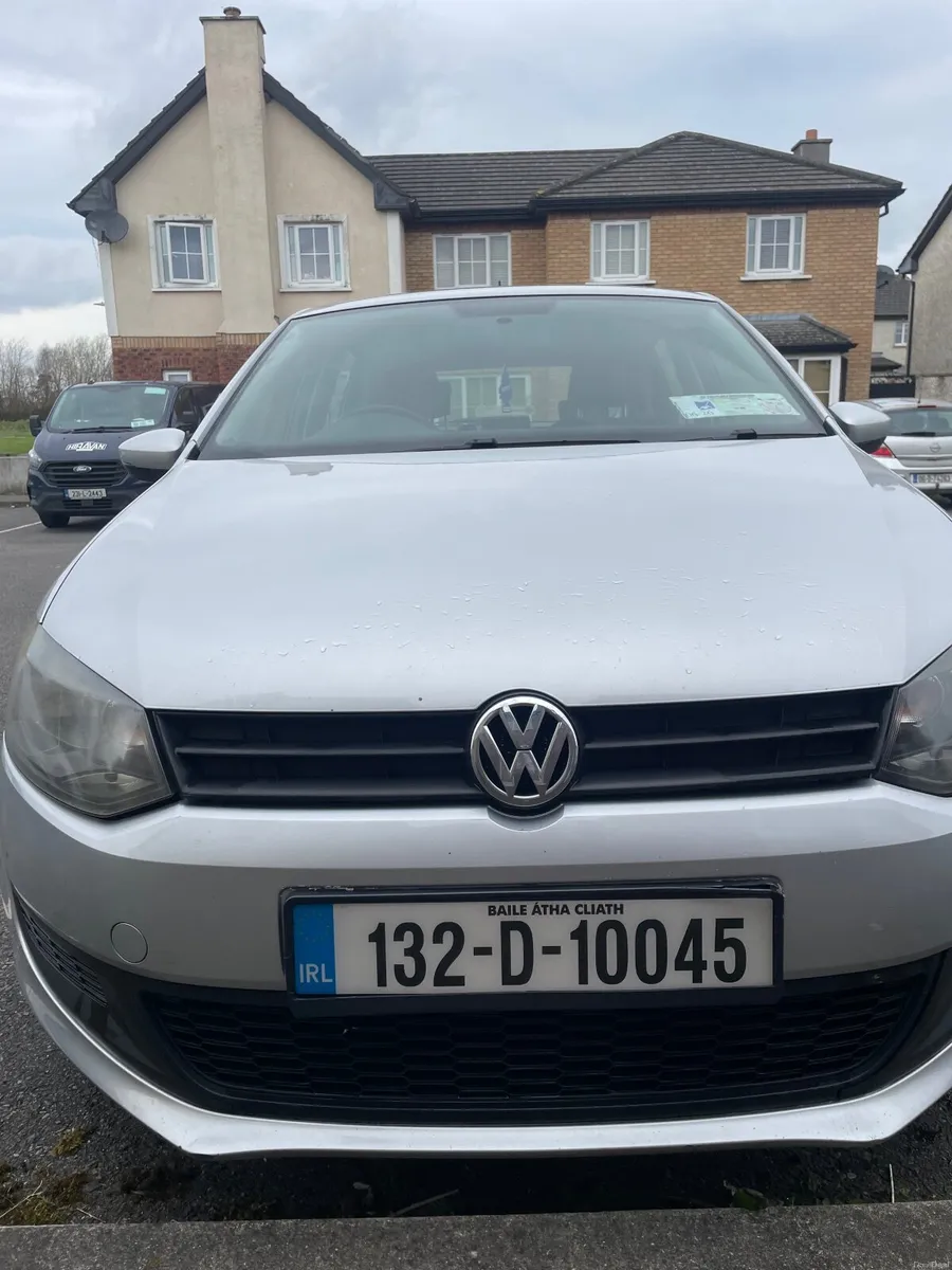 Silver Volkswagen Polo TRENDLINE 2013 - Image 3