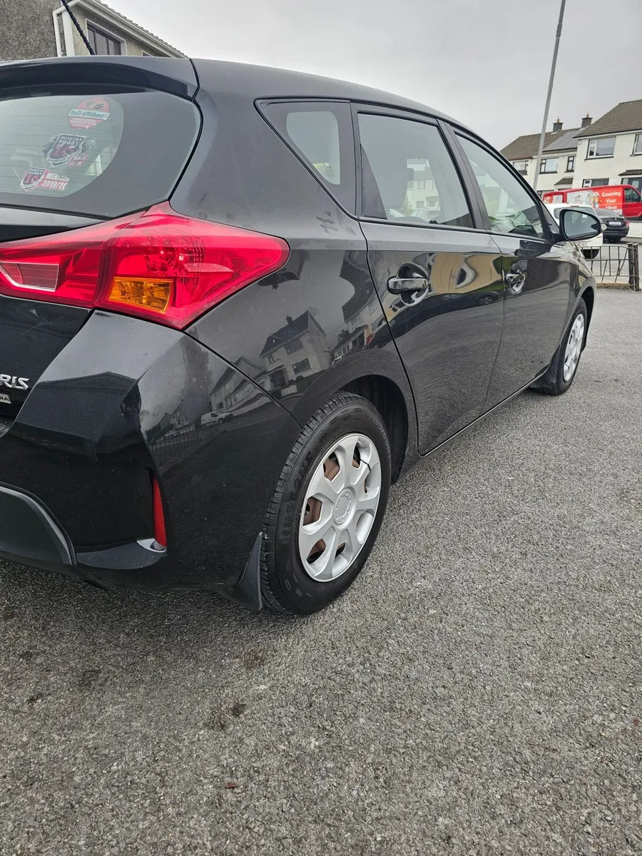 Toyota Auris 2013 - Image 3