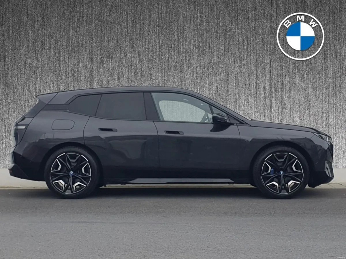 BMW iX xDrive40 M Sport - Image 3