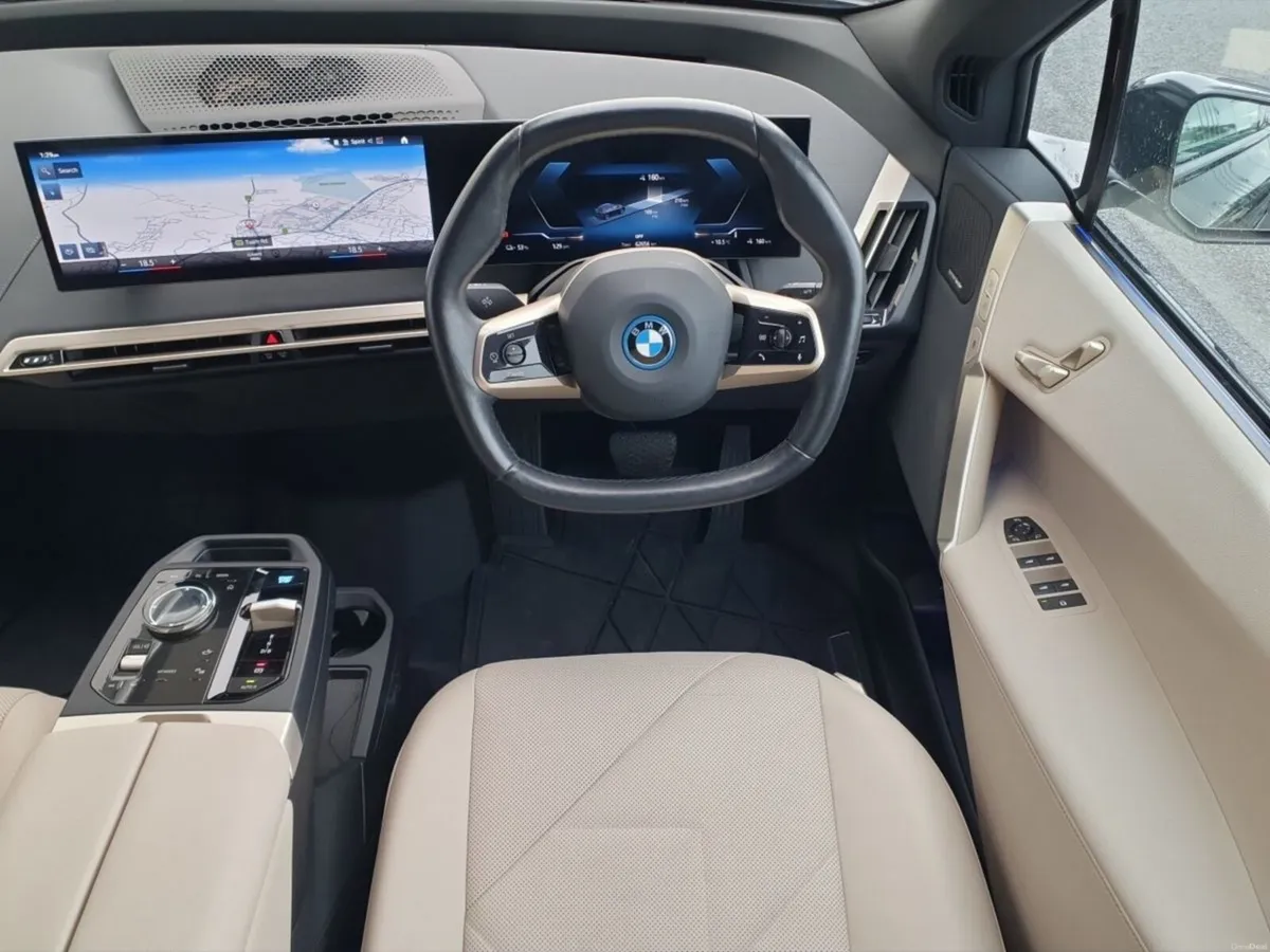 BMW iX xDrive40 M Sport - Image 5