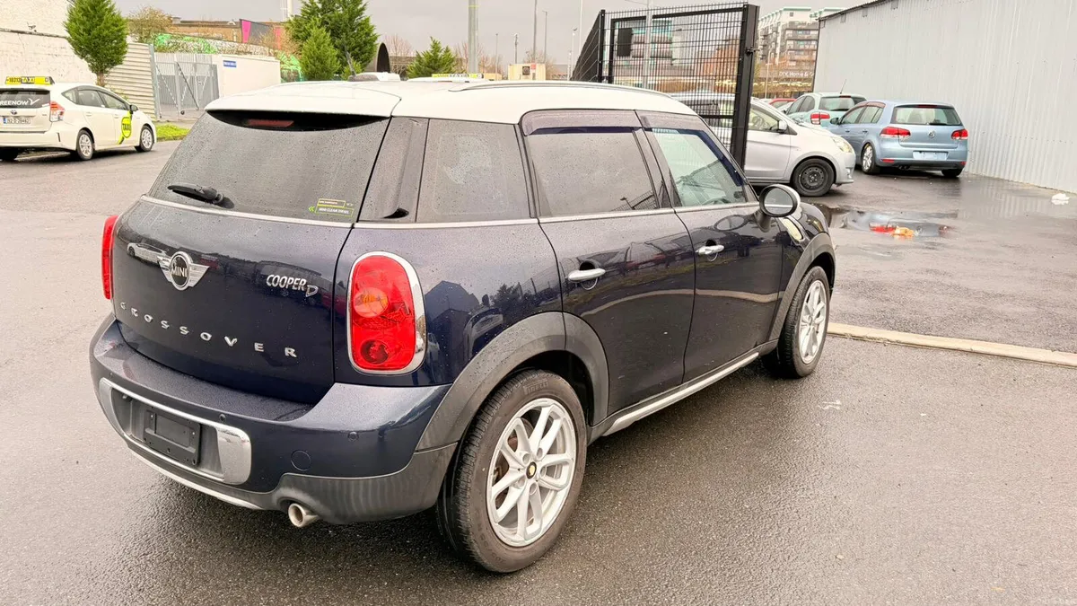 Mini cooper Crossover 2015 1.99L - Image 6