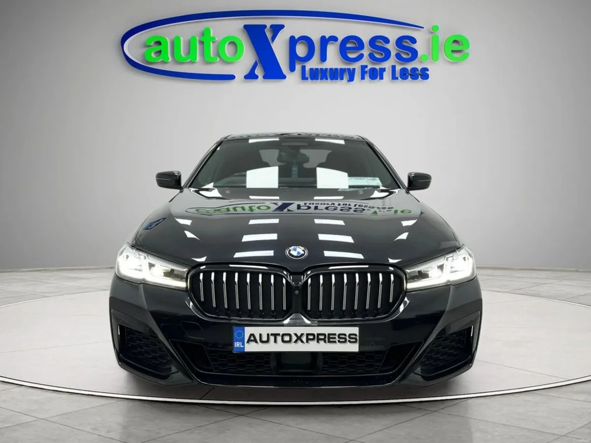 BMW 5-Series BMW 5 Series Hybrid M-SPORT - Image 3