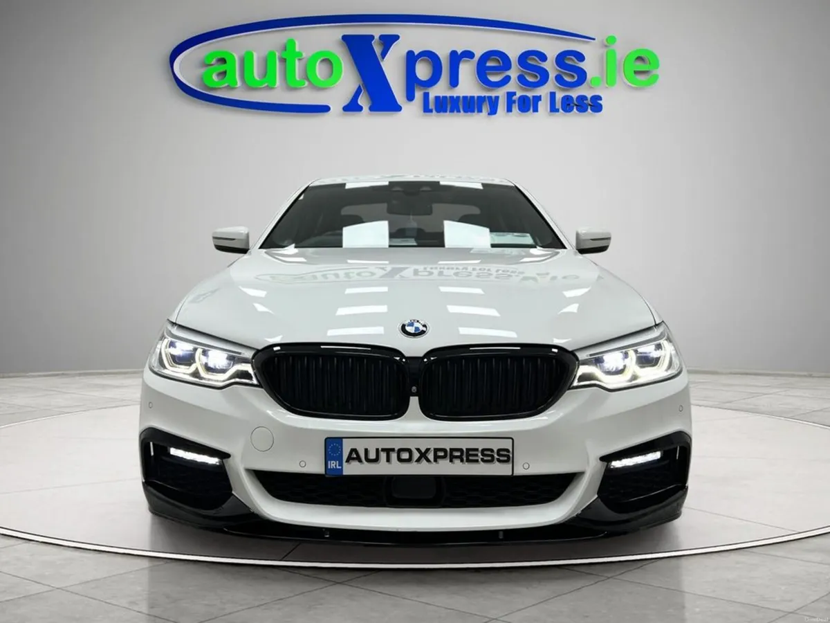 BMW 5-Series M-SPORT 523d 2.0 Automatic - Image 3