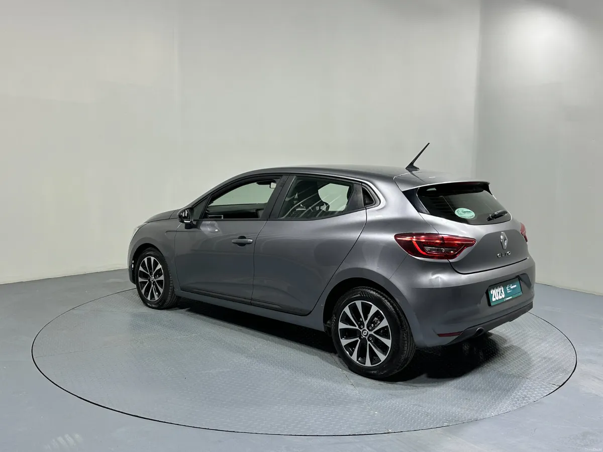 Renault Clio Equilibre 1.0 Petrol 231 - Image 6