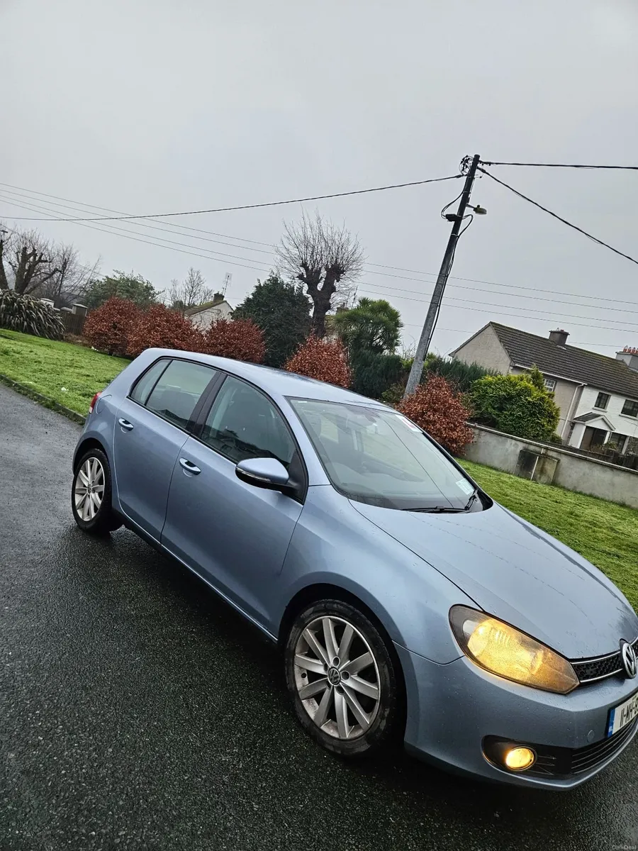 Volkswagen Golf 2011 - Image 1