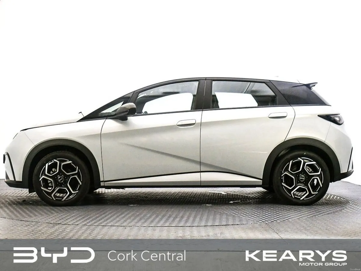 BYD DOLPHIN Comfort Electric 60.48kWh Auto - Image 3