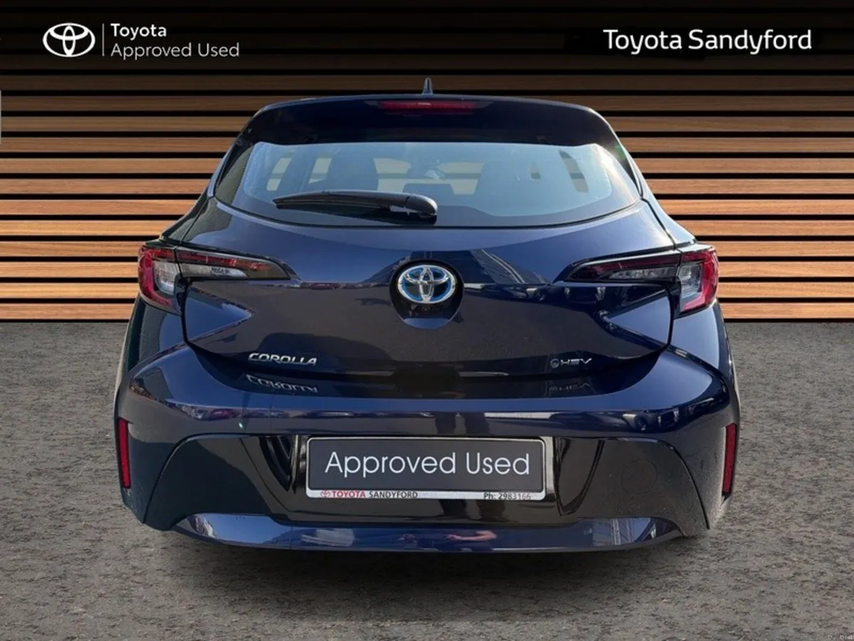 Toyota Corolla HYBRID LUNA HATCHBACK // REAR CAMER - Image 4