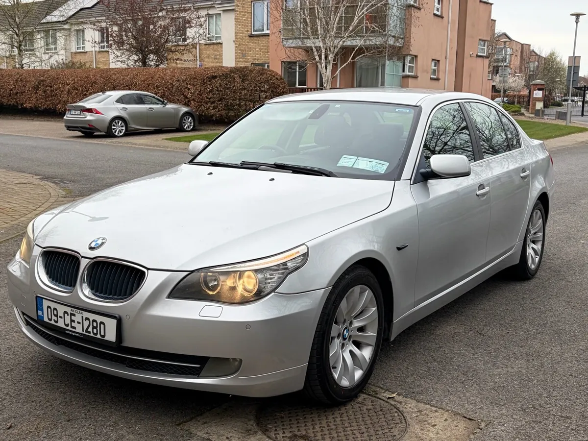 BMW 520D 2009 LCI EDITON !! - Image 2