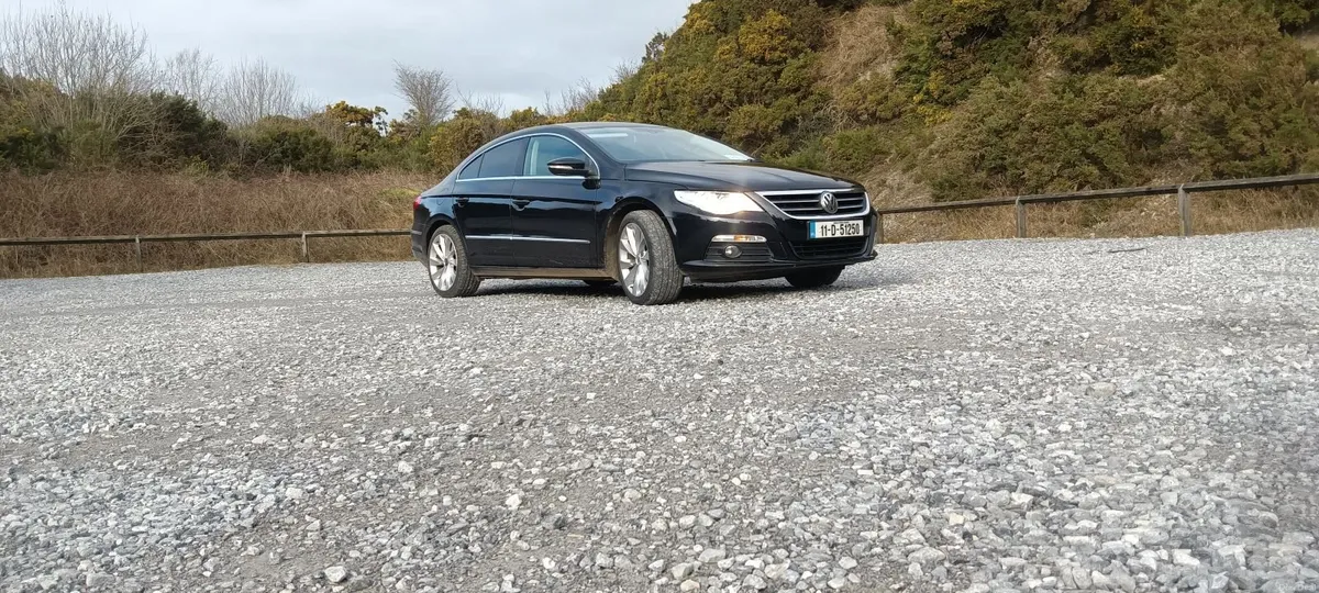 Volkswagen Passat 2011 - Image 1