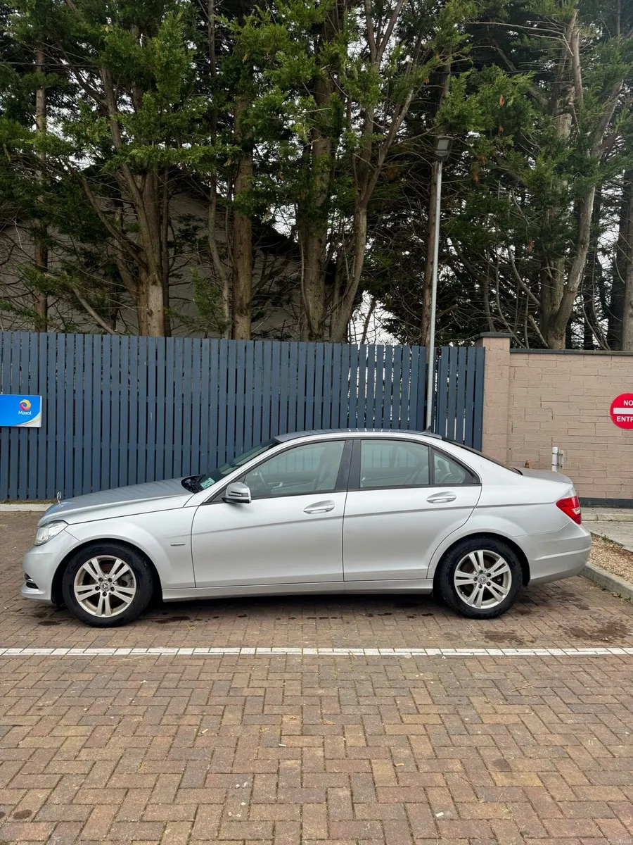 Mercedes Benz | C200 | Diesel - Image 3