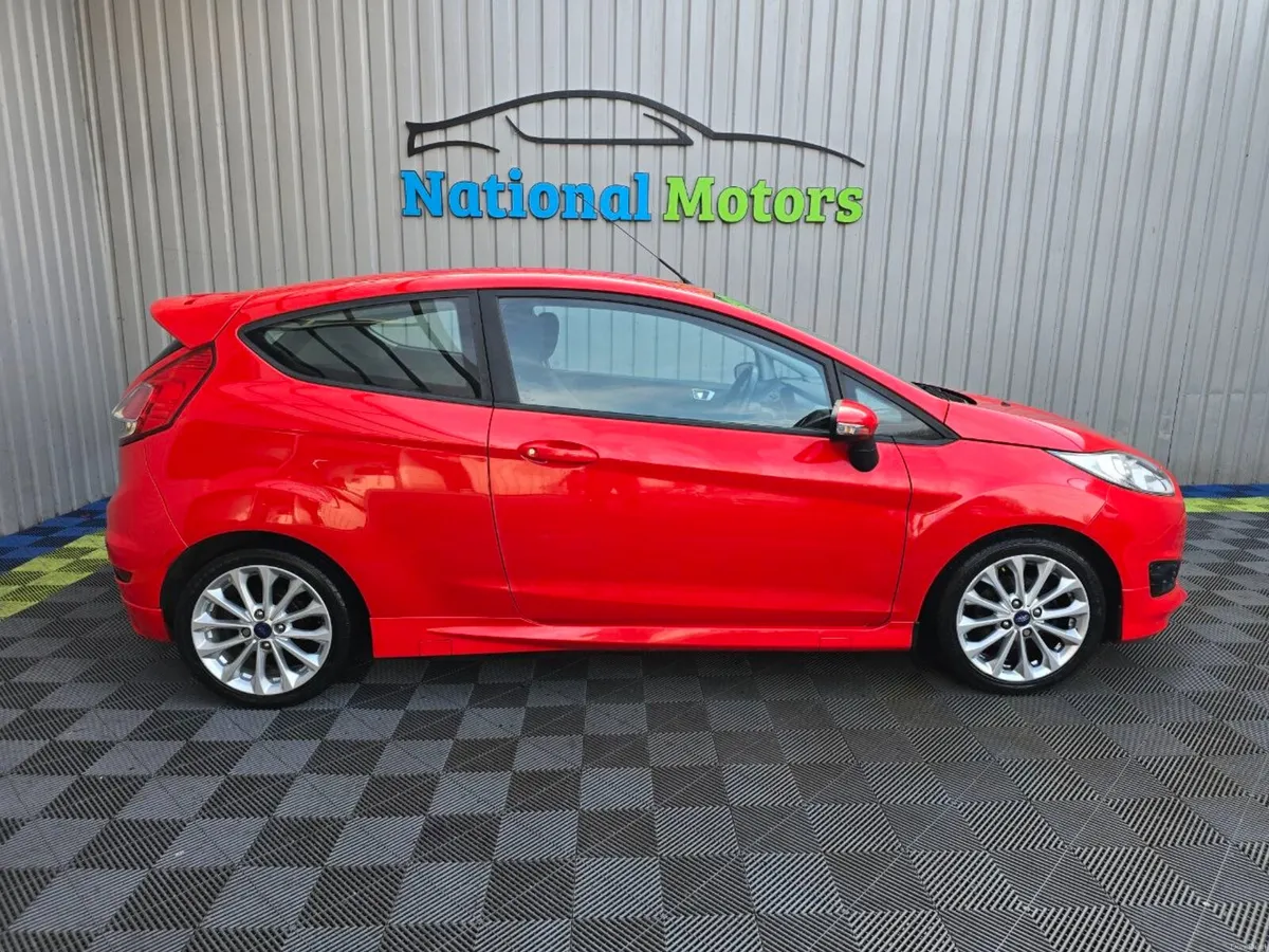 2014 Ford Fiesta 1.0 Petrol - Image 3