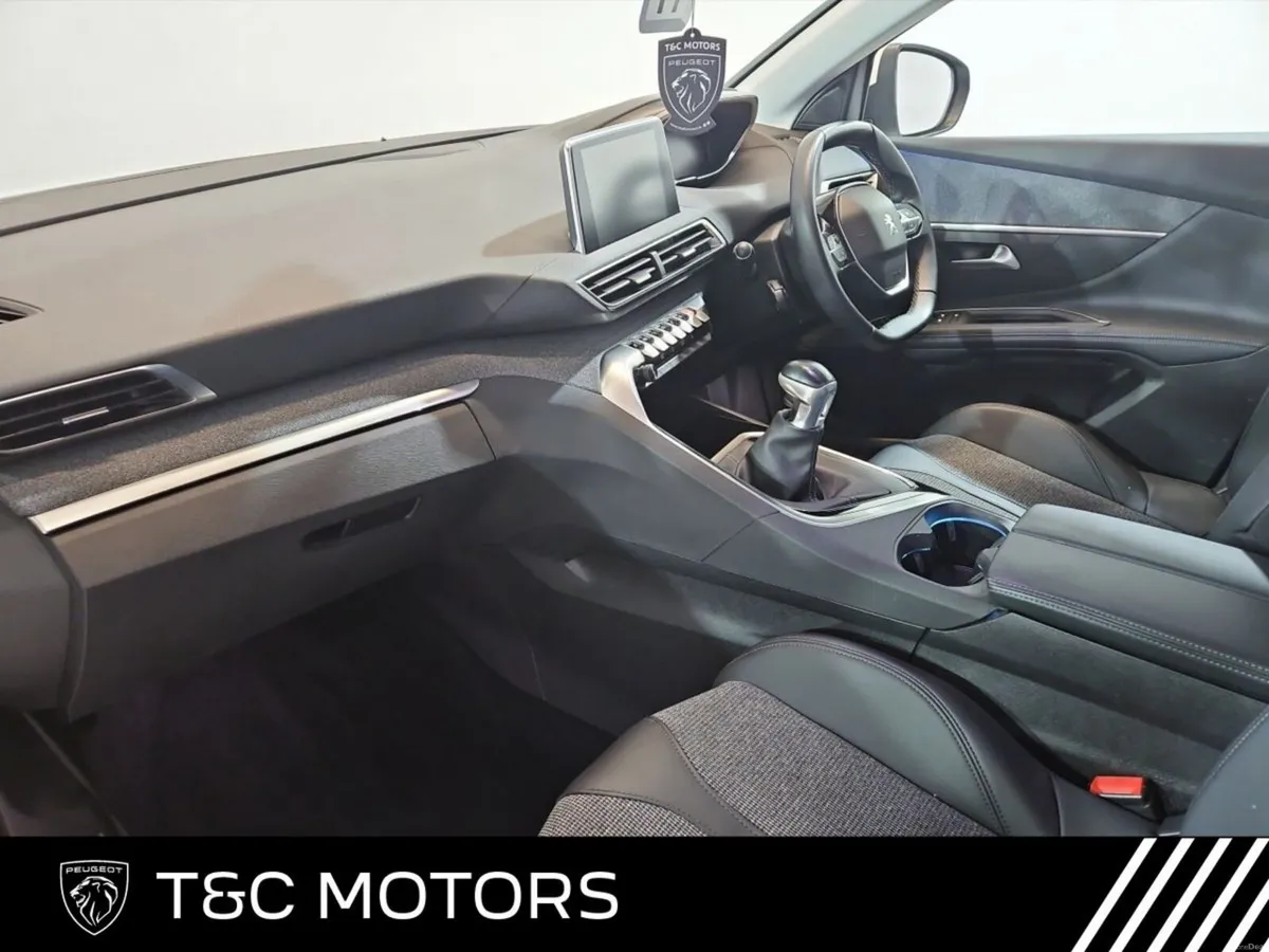 Peugeot 5008  Allure 5008, 7 Seater, 1.5 Hdi - Image 4