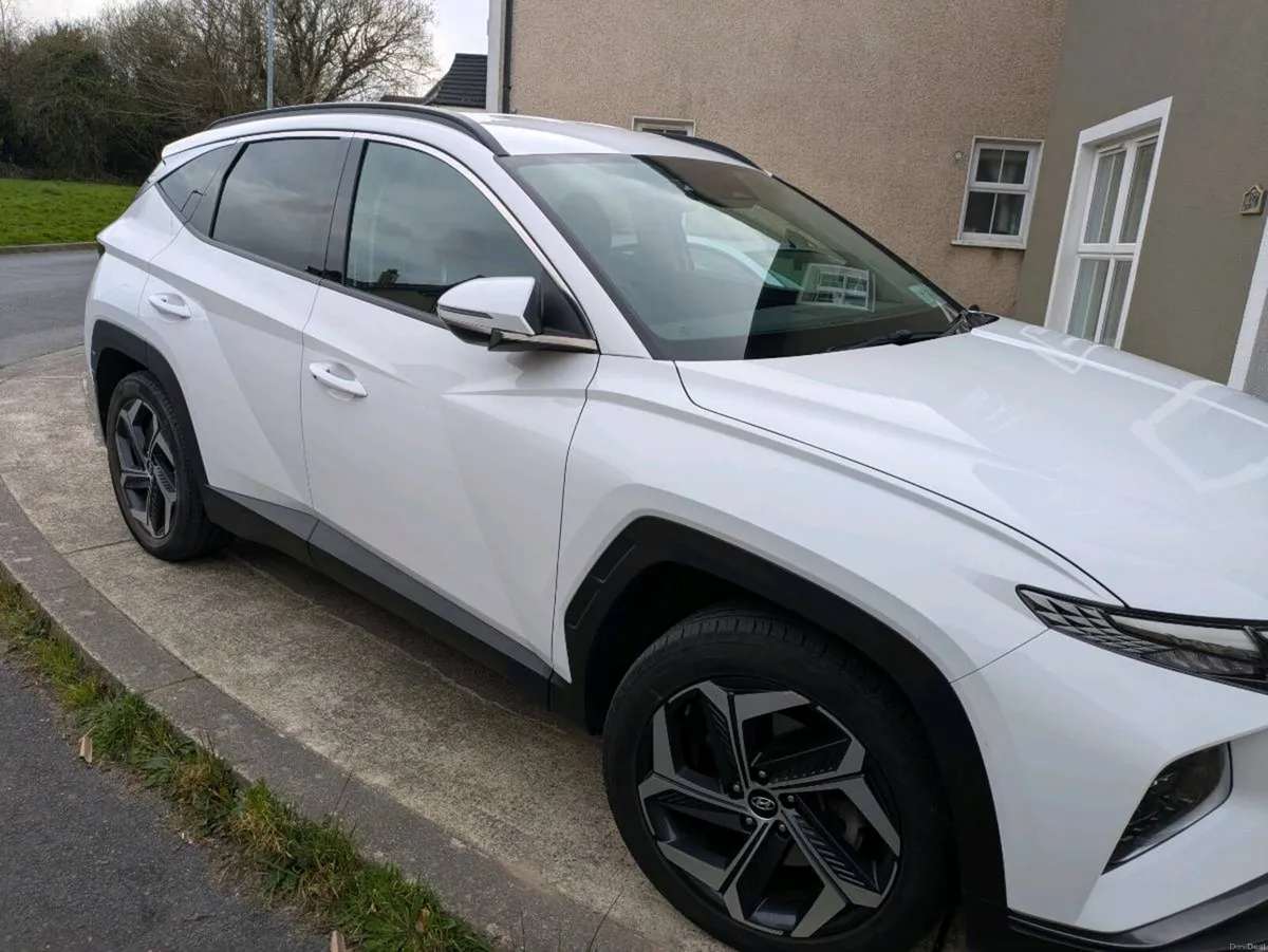 Hyundai Tucson Hybrid - Image 3