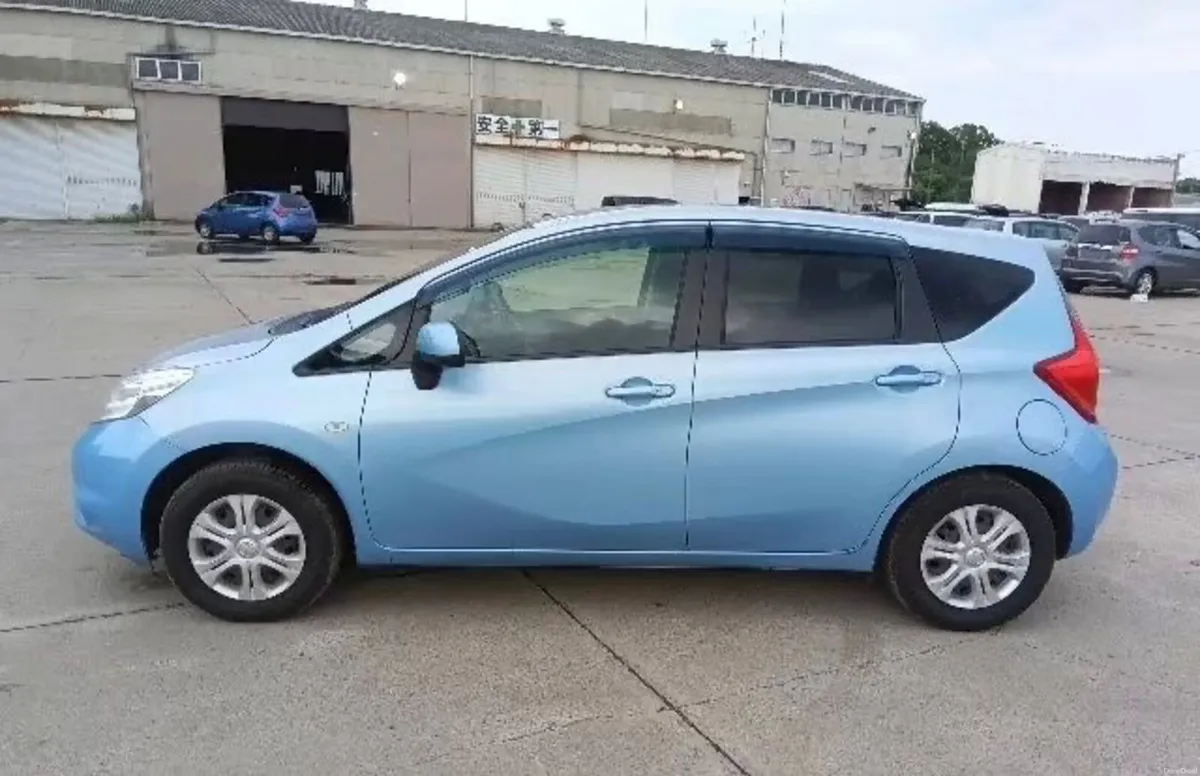 2013 Nissan Note Automatic perfect condition - Image 4