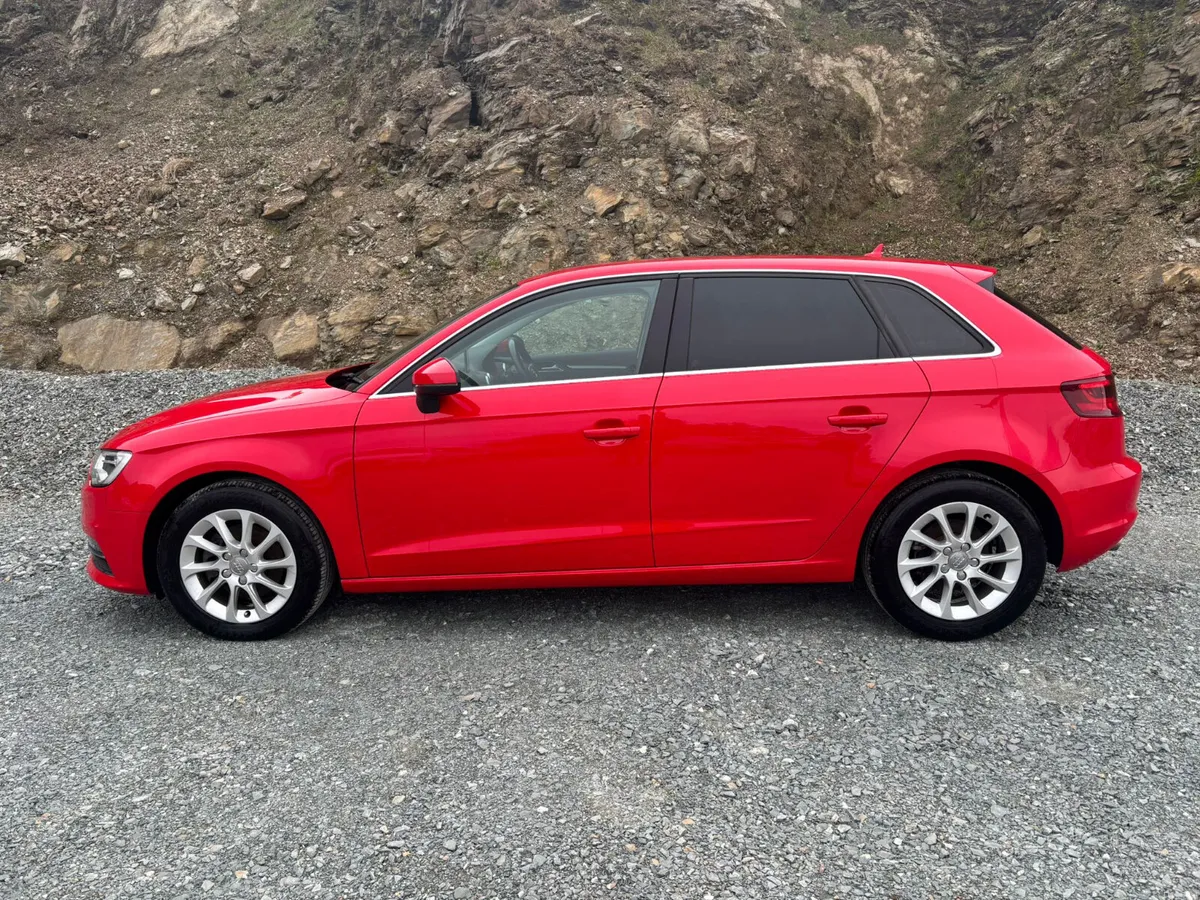 2015 AUDI A3 SPORT *LOW MILEAGE* AUTOMATIC - Image 5