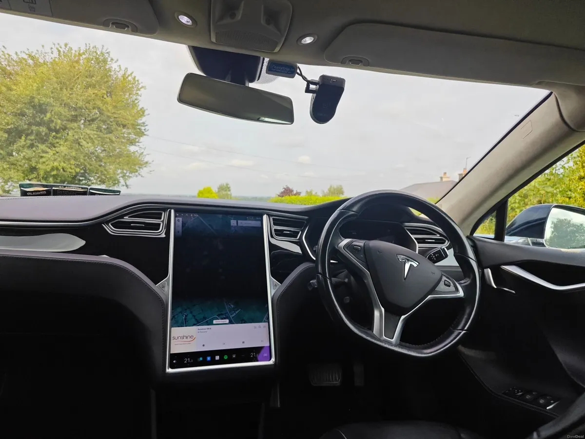 Tesla Model S85  2014 - Image 3