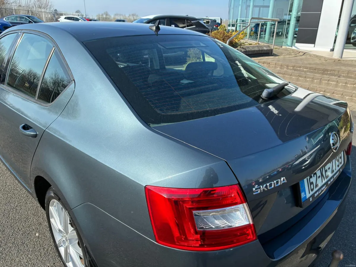 Skoda Octavia 1.6 TDI SE L 110PS 5DR - Image 3