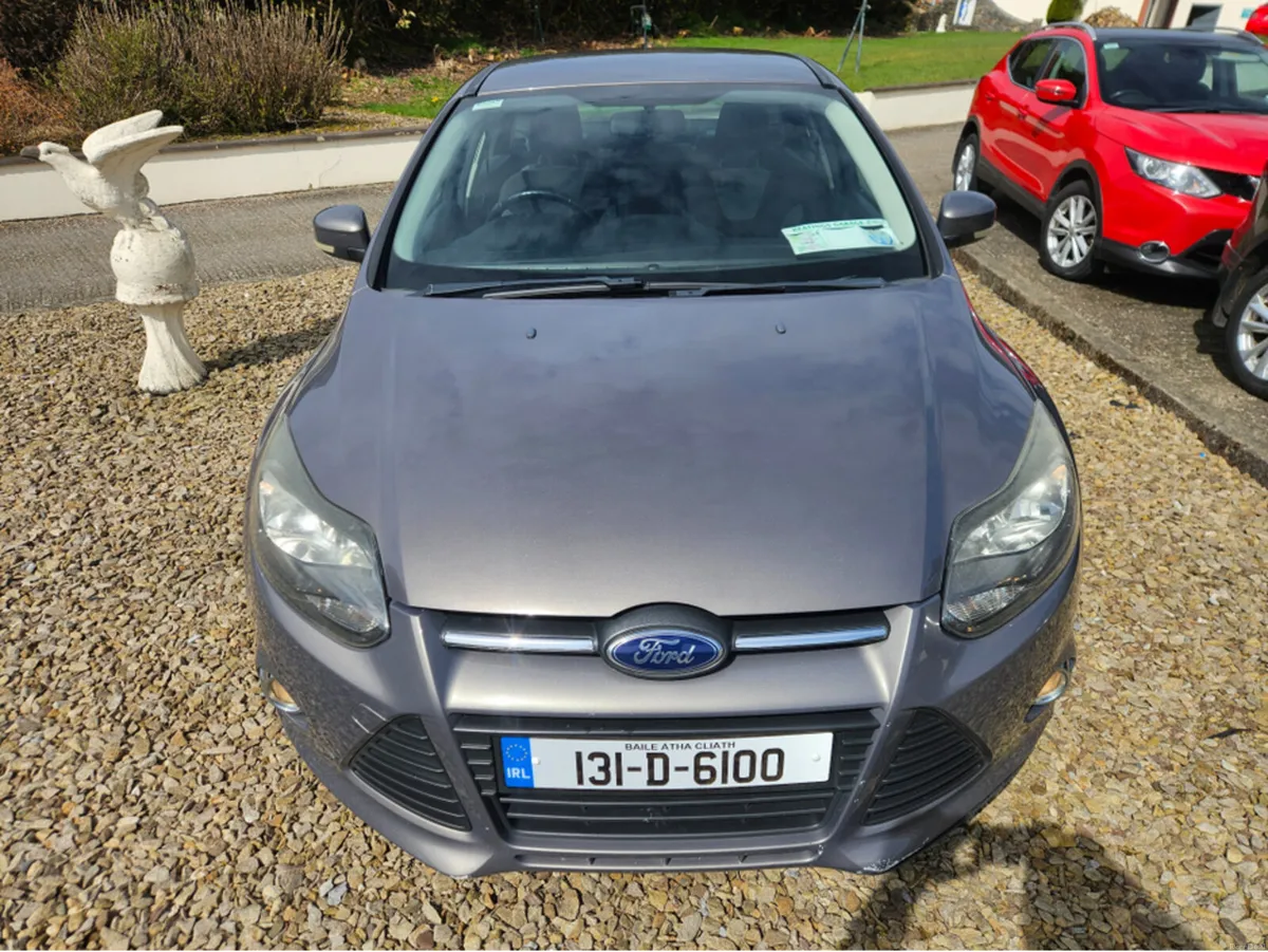 Ford Focus ZETEC 1.6 TDCI 95PS 4DR - Image 2