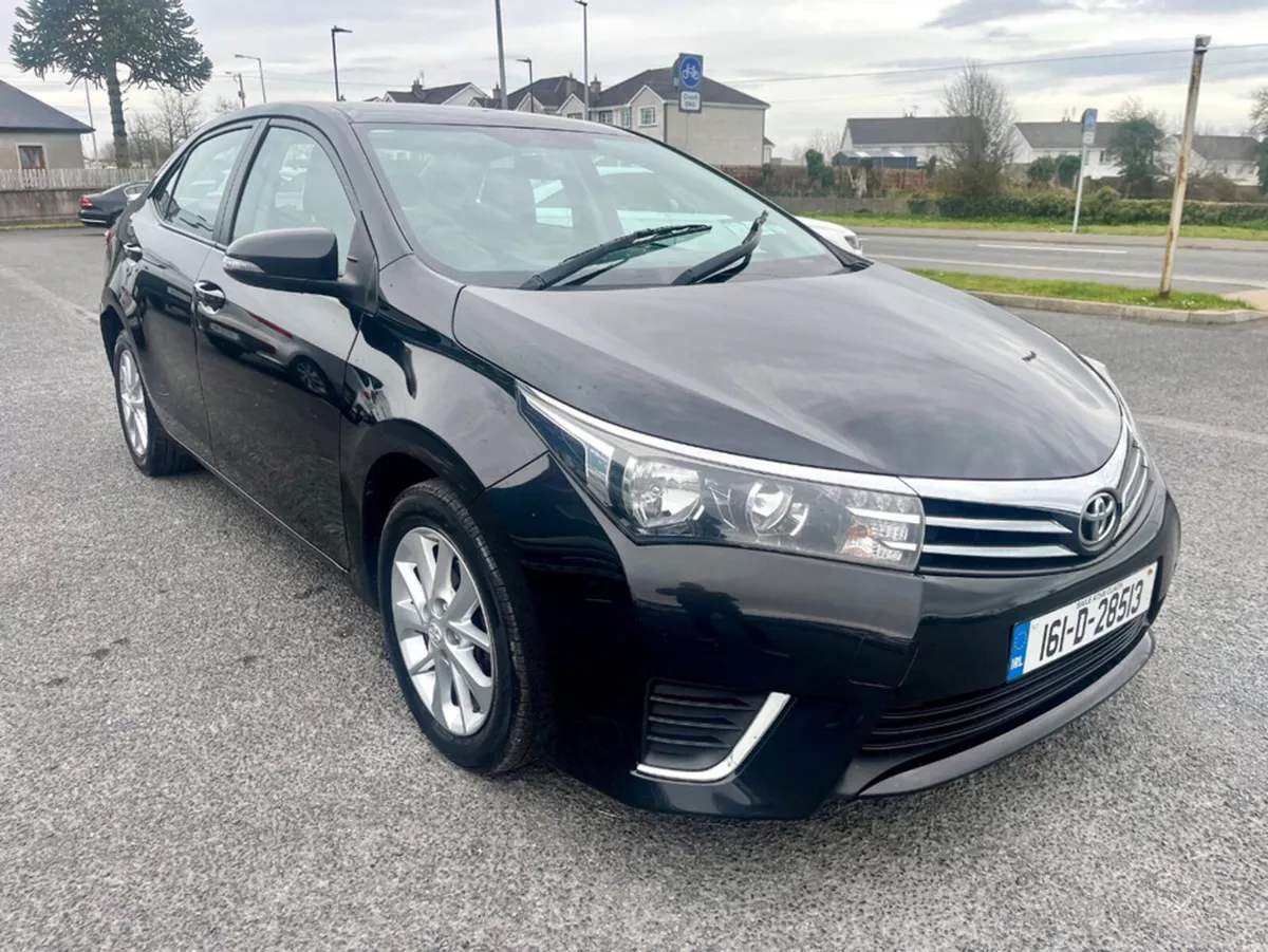Toyota Corolla 1.4 D TERRA 4DR - Image 4