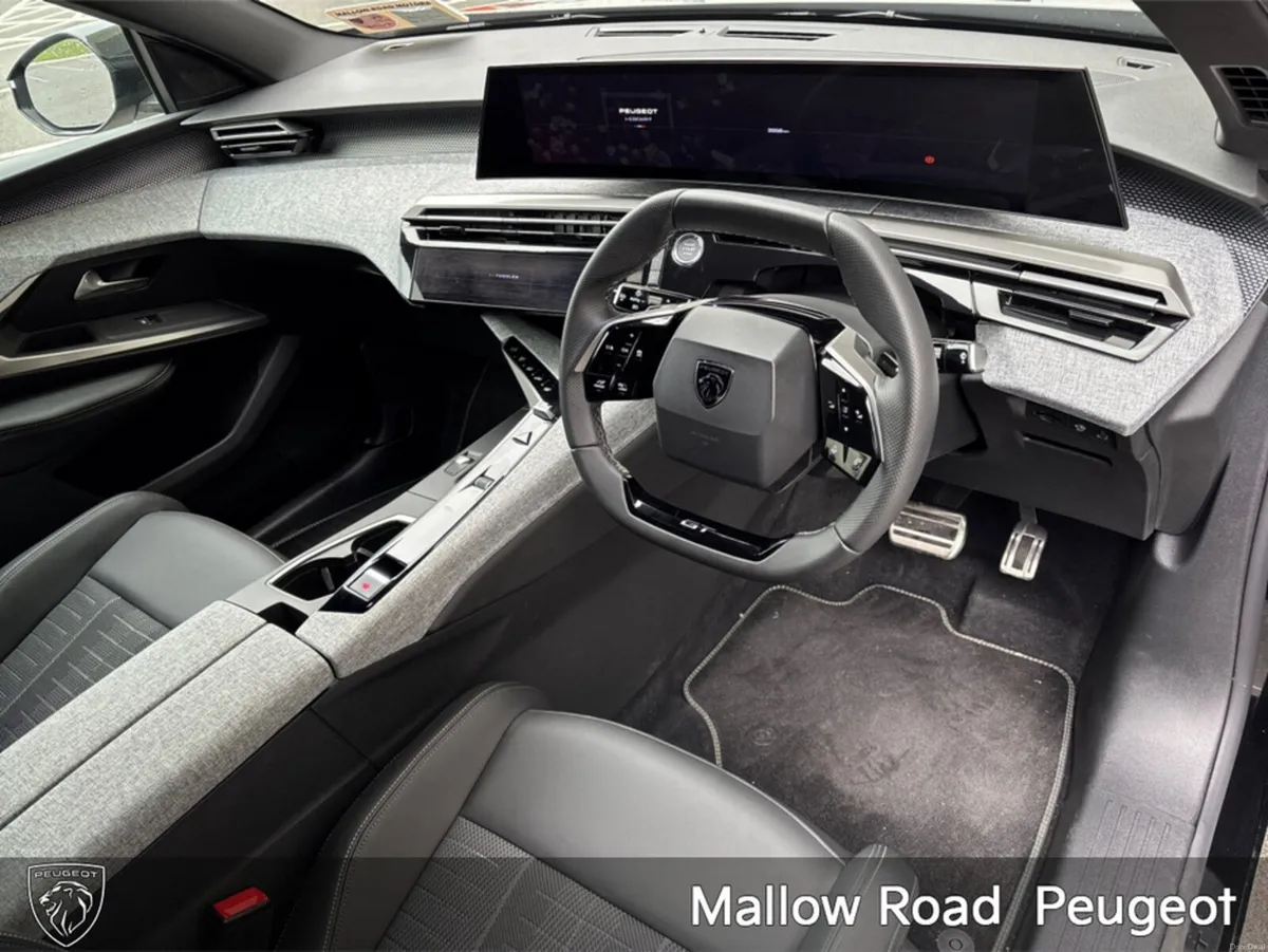 Peugeot 3008 GT 1.2 MHEV 136 E-DCT6 4DR - Image 2