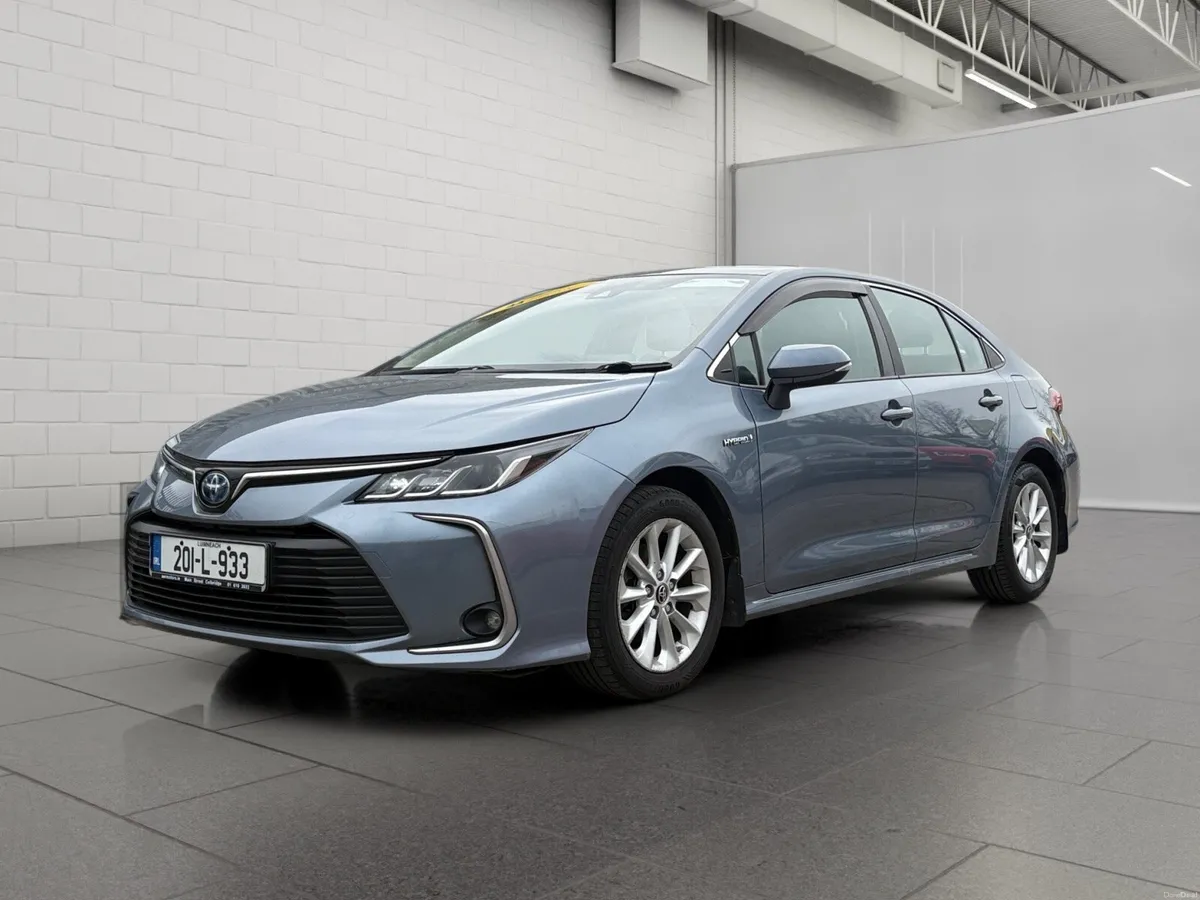 Toyota Corolla 2020 HYBRID NCT 2028 - Image 3
