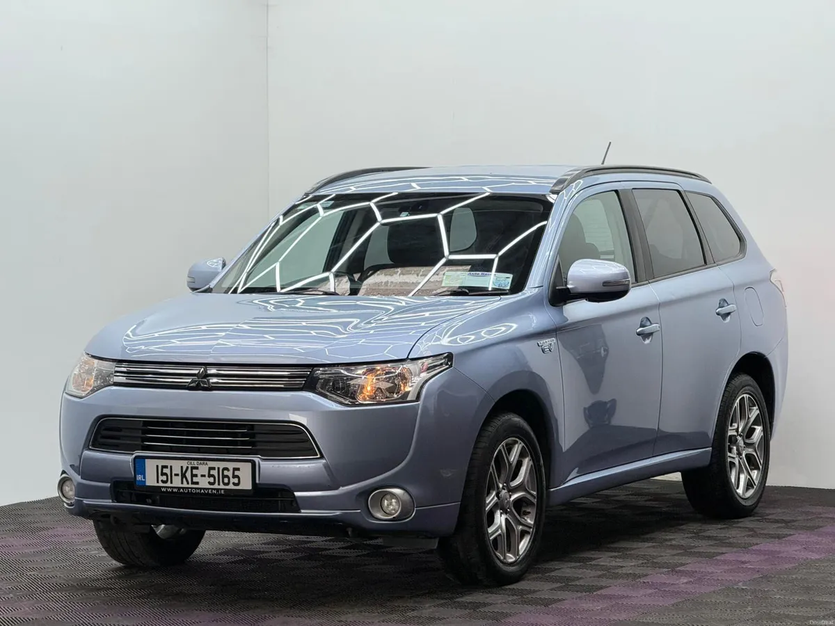 2015 Mitsubishi Outlander 2.0PHEV, New NCT - Image 3