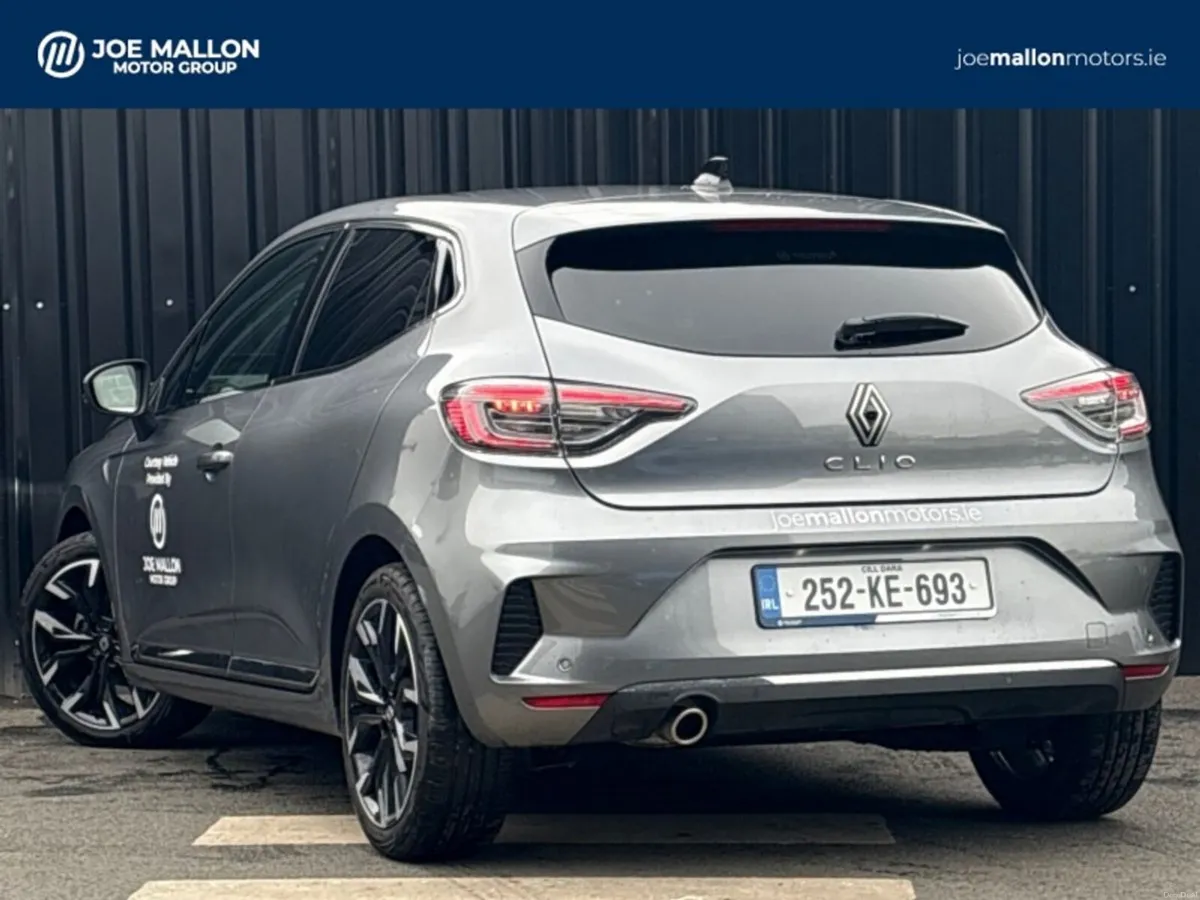 Renault Clio TCe 90 DFull Techno - Image 2