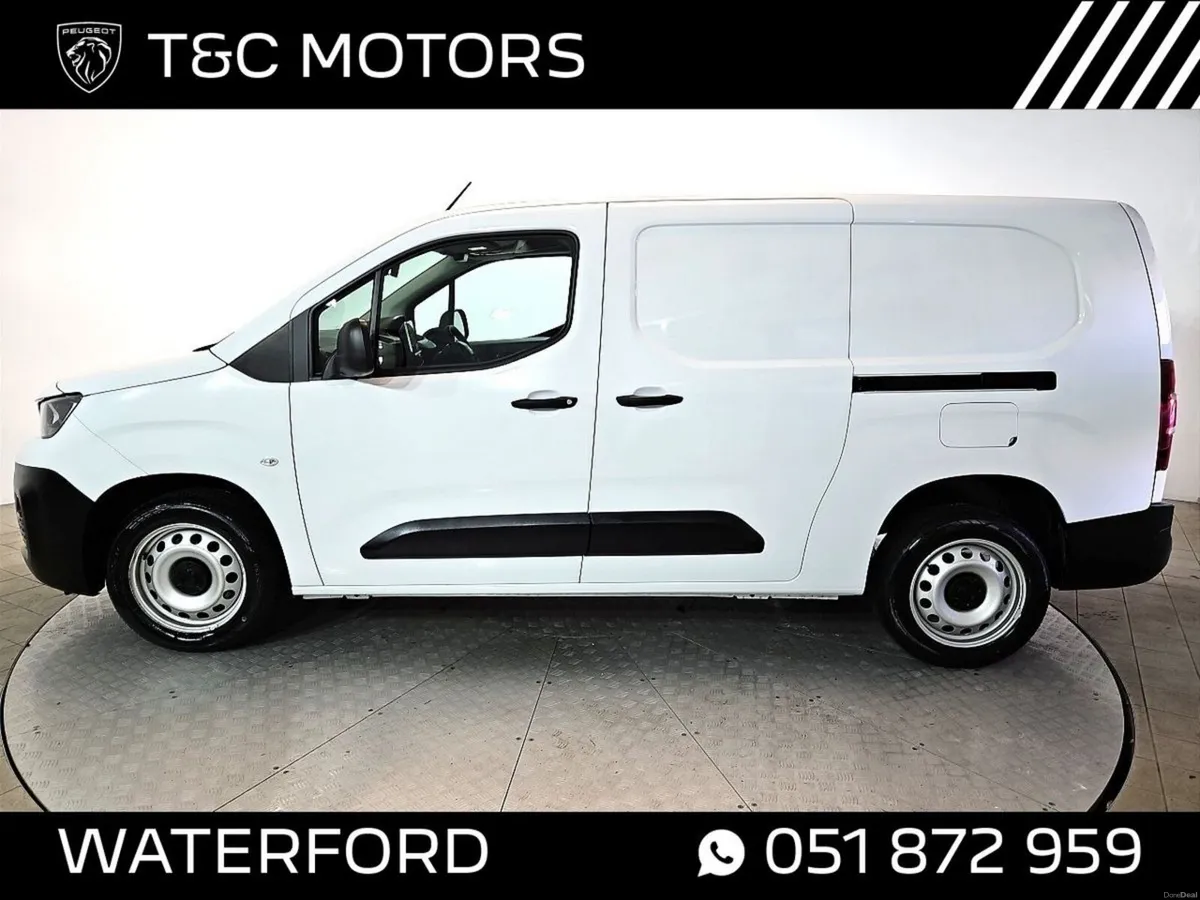 Peugeot Partner Professional Plus LWB, Twin Slidin - Image 4