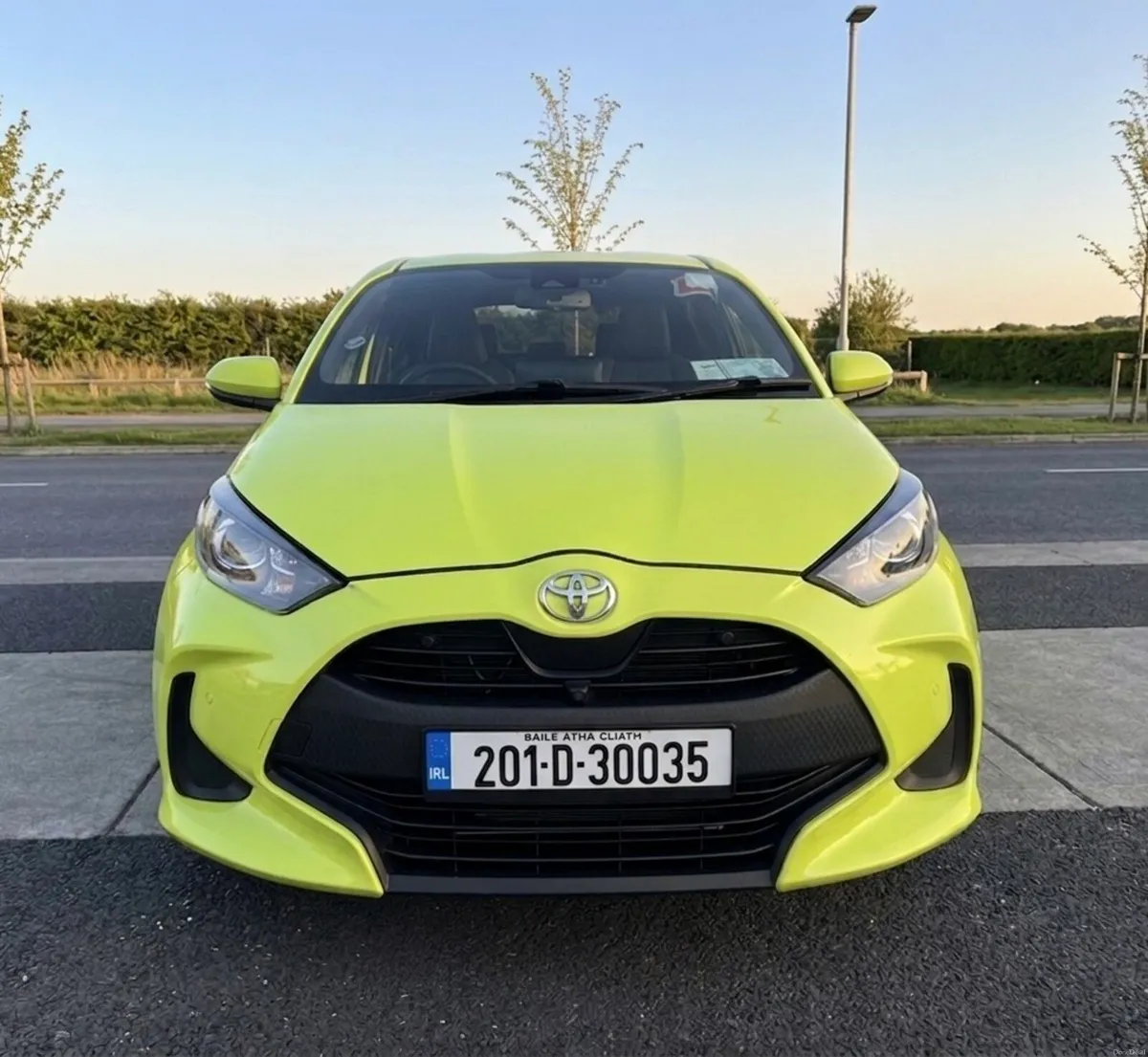 Toyota Yaris 2020 - only 33k KM - TOP SPEC - Image 2