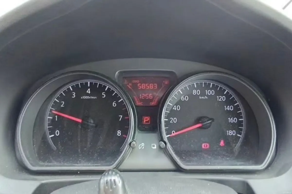 2014 Nissan Note automatic immaculate condition - Image 3