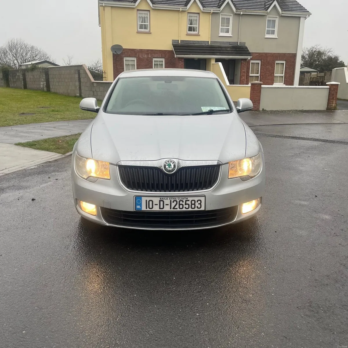 Skoda Superb 2010 - Long NCT - Image 1
