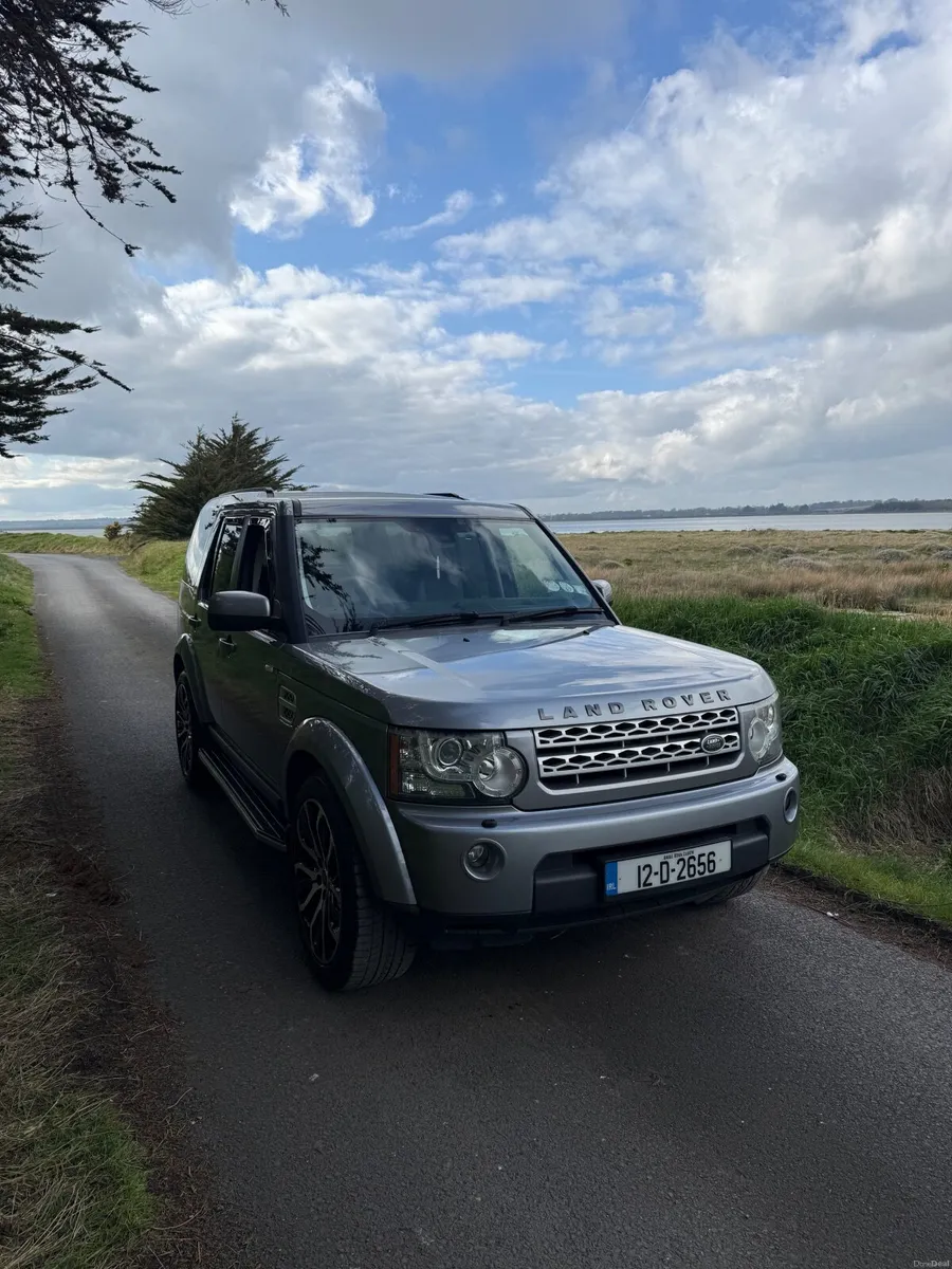 Land Rover Discovery 2012 - Image 1