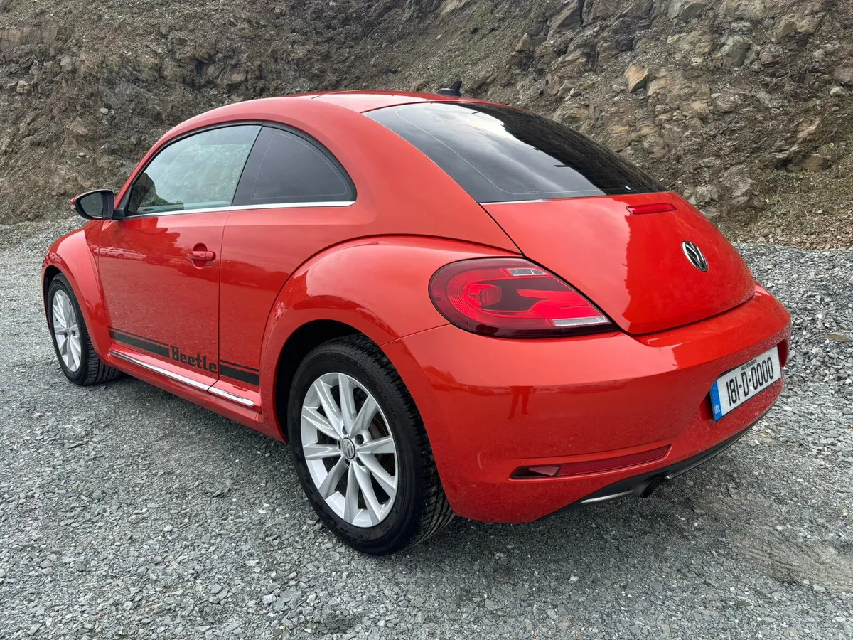 2018 VW BEETLE AUTOMATIC - Image 4