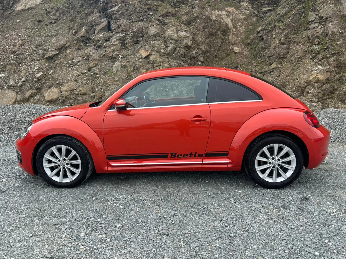 2018 VW BEETLE AUTOMATIC - Image 5