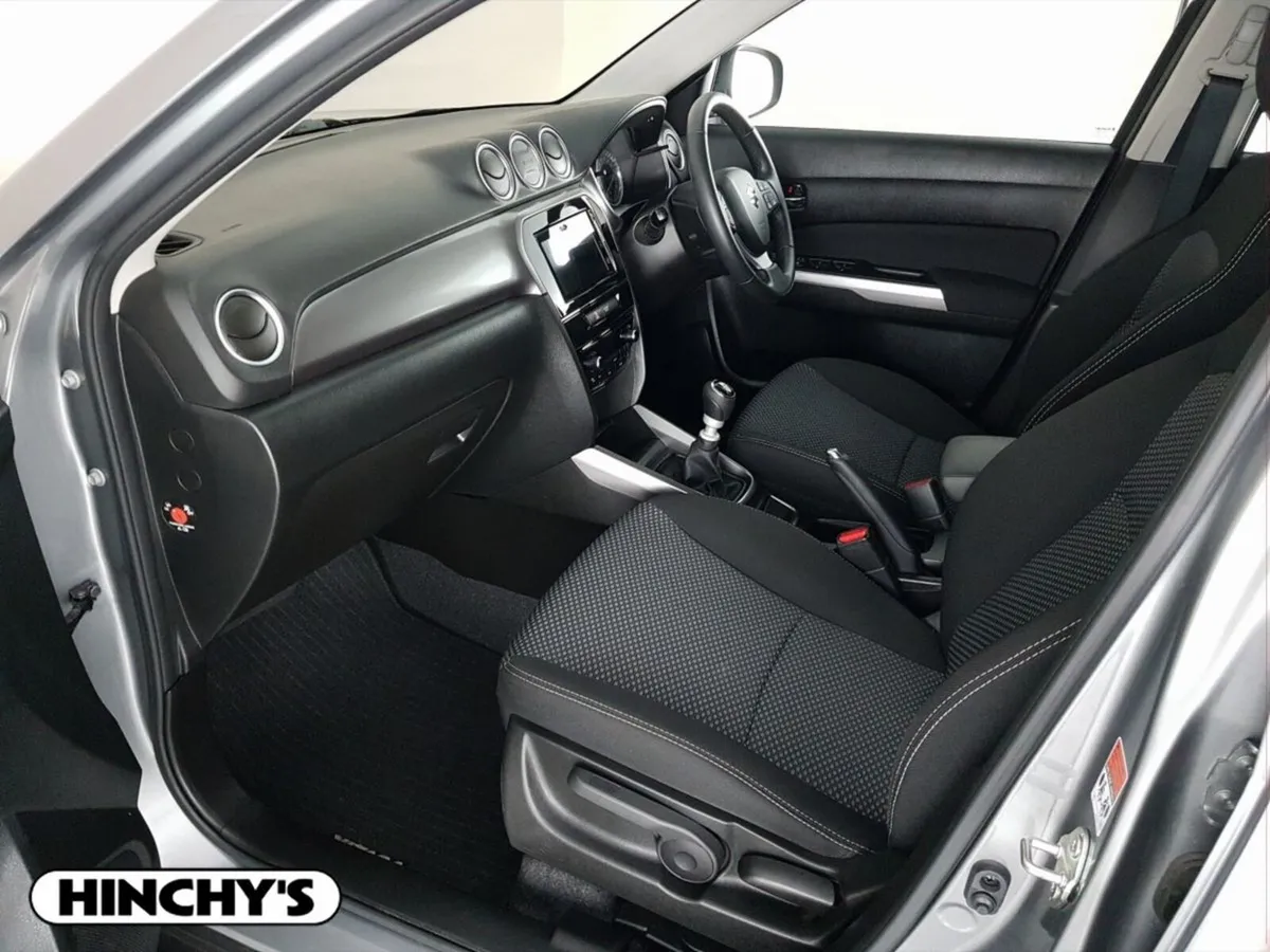 Suzuki Vitara 1.4 Hybrid SZ-T MT - Image 4