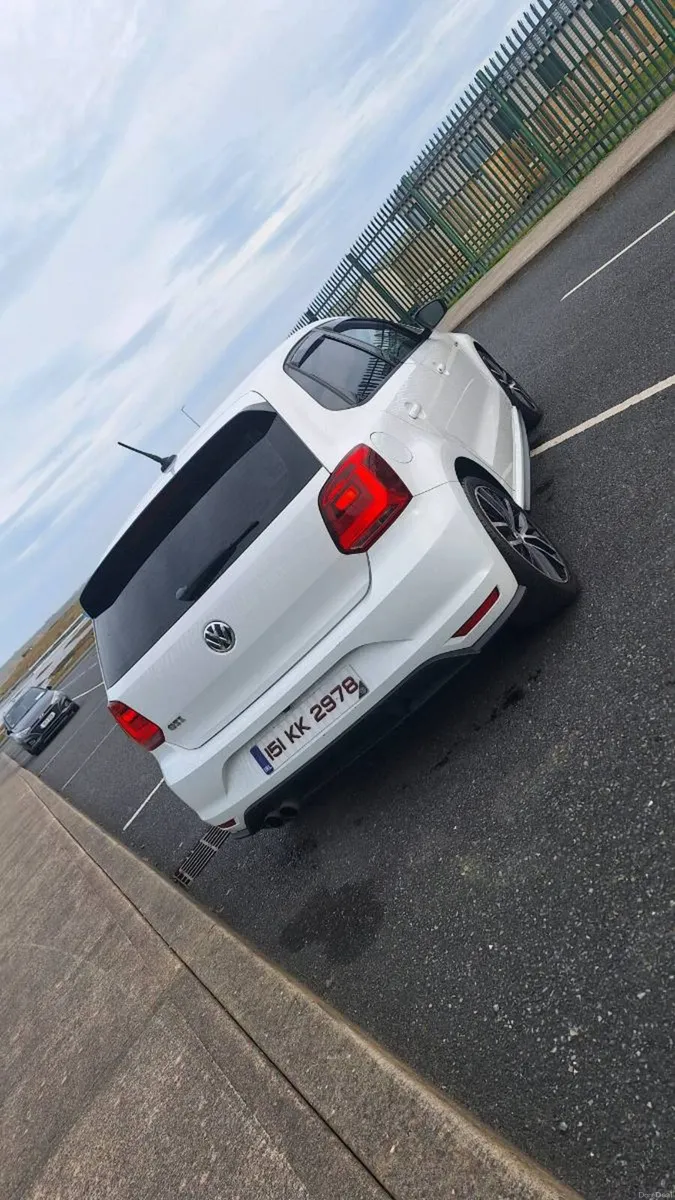 VW GTI POLO AUTO/DSG 2015 - Image 3