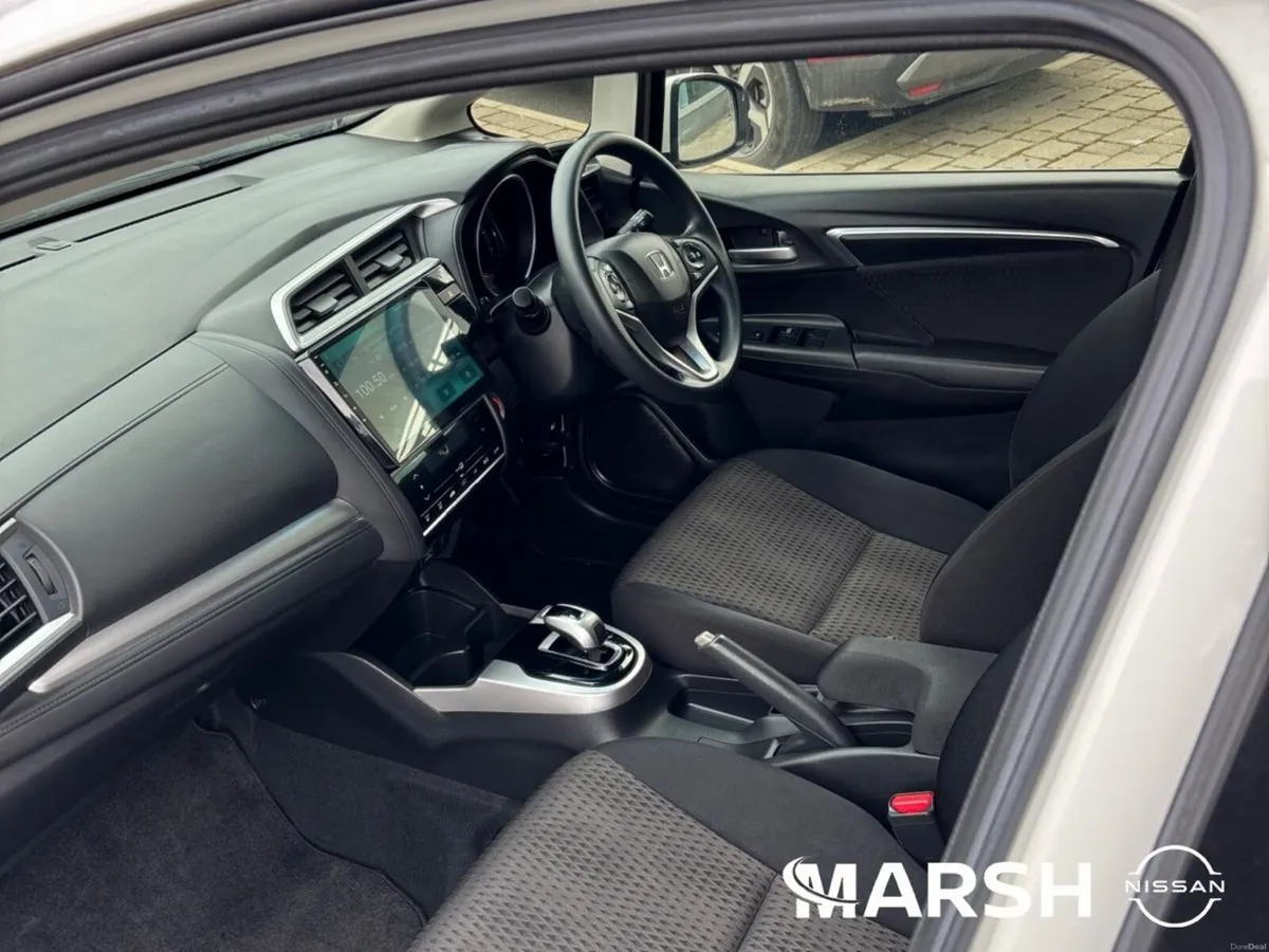 Honda Fit FIT HYBRID 1.5 - Image 3