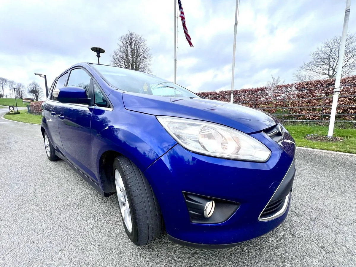 151 Ford C-Max 7 Seater Zetec Tax & Test - Image 4